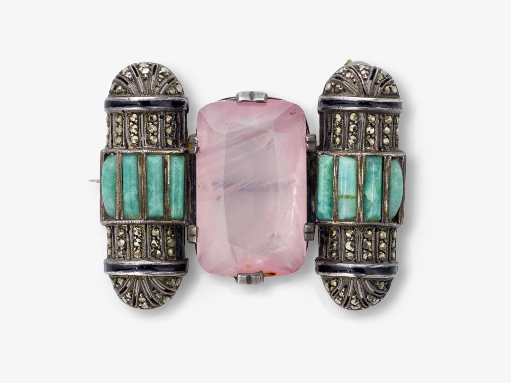 A rose quartz brooch - Pforzheim, circa 1928, THEODOR FAHRNER