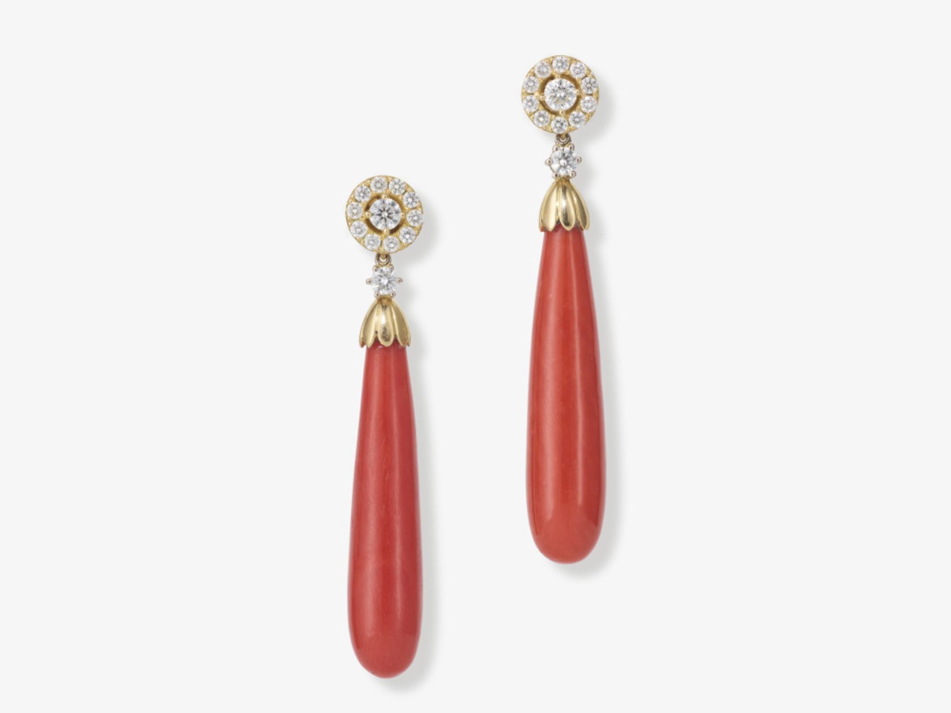 A pair of drop earrings decorated with Sardinian corals and brilliant-cut diamonds - Germany