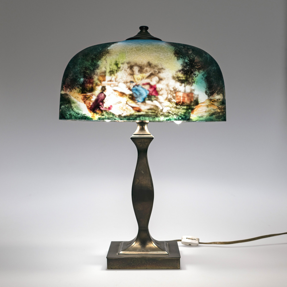 A table lamp - Pairpoint Glass Co., 1900-1925