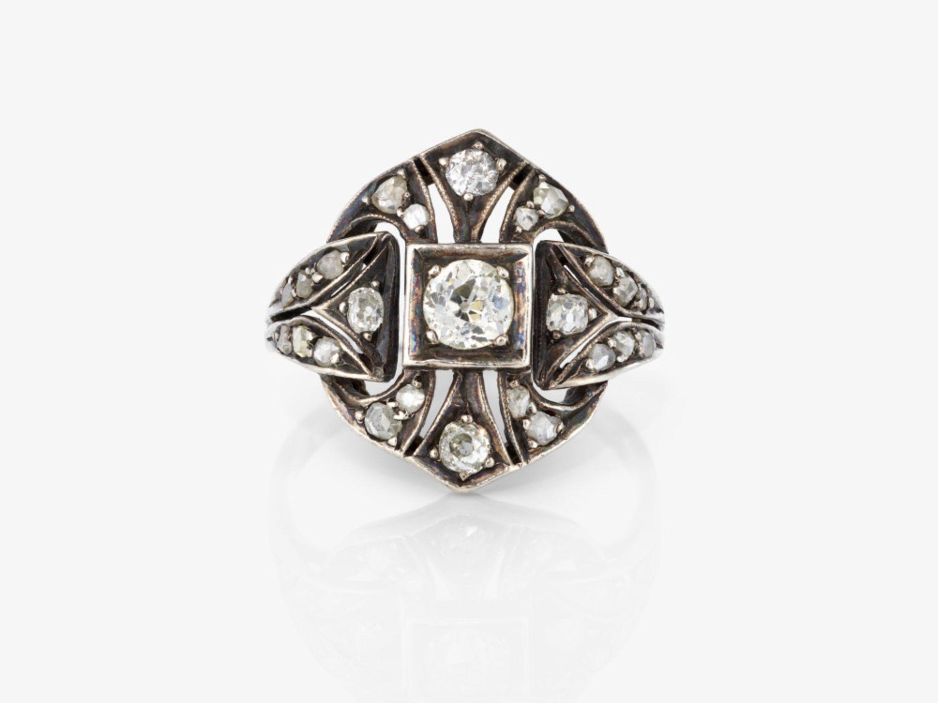 A ring - Germany or France, circa 1890 - Image 2 of 2