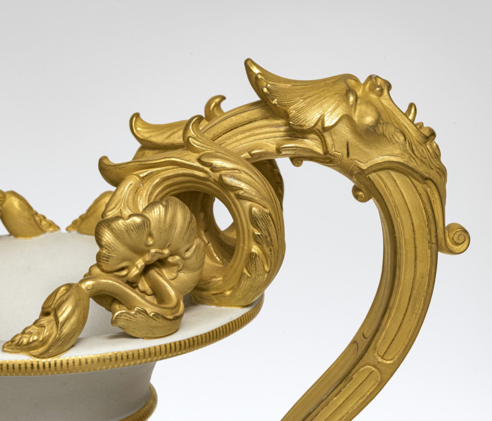 A magnificent vase with the allegory of architecture - KPM Berlin, circa 1860, model by Julius W. Ma - Image 3 of 4