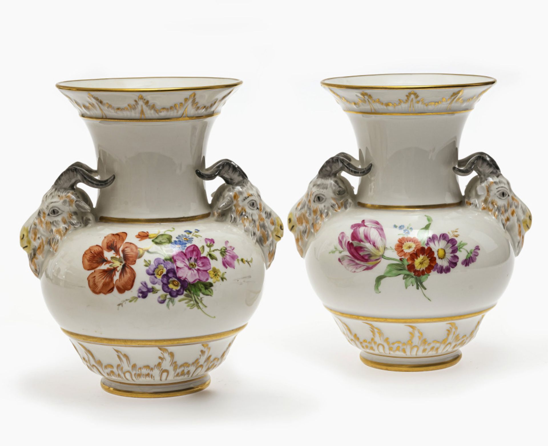 A pair of vases - KPM Berlin