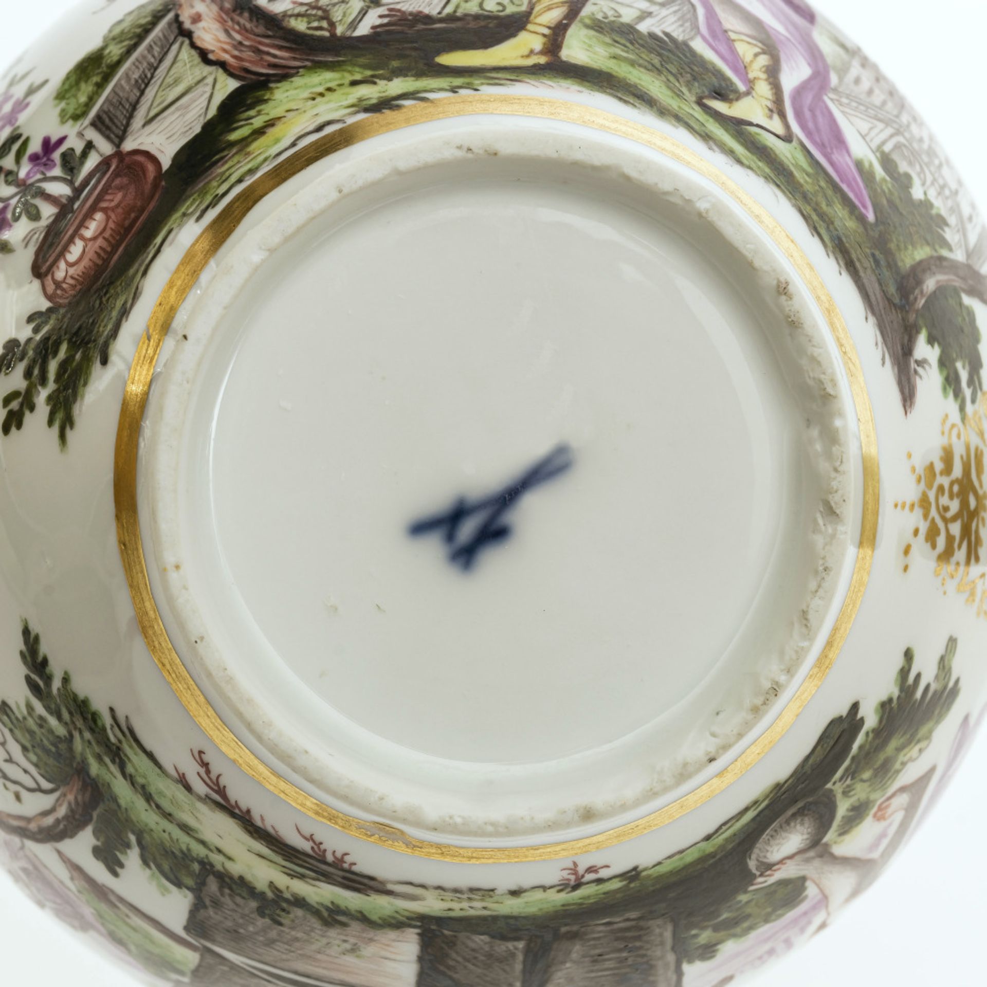 A teapot and bowl with saucer - Meissen, 18th century, Hausmaler decorations probably Breslau / Seut - Image 2 of 2