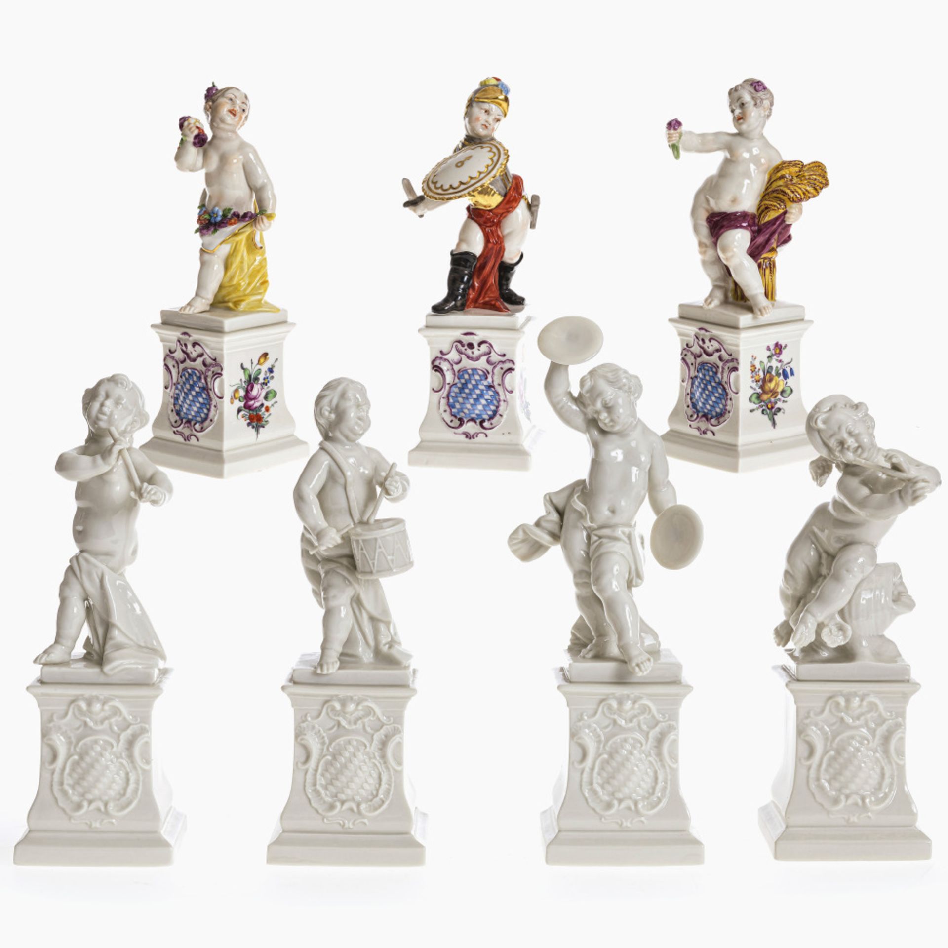 Seven putti on pedestal - Nymphenburg, after models by F. A. Bustelli and D. Auliczek