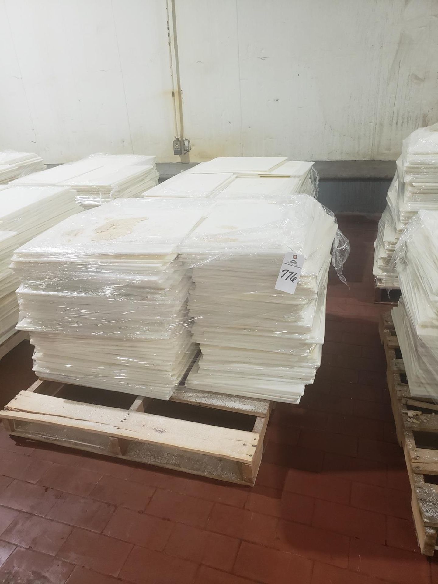 Lot of (2) Pallets Plastic Proofing Trays