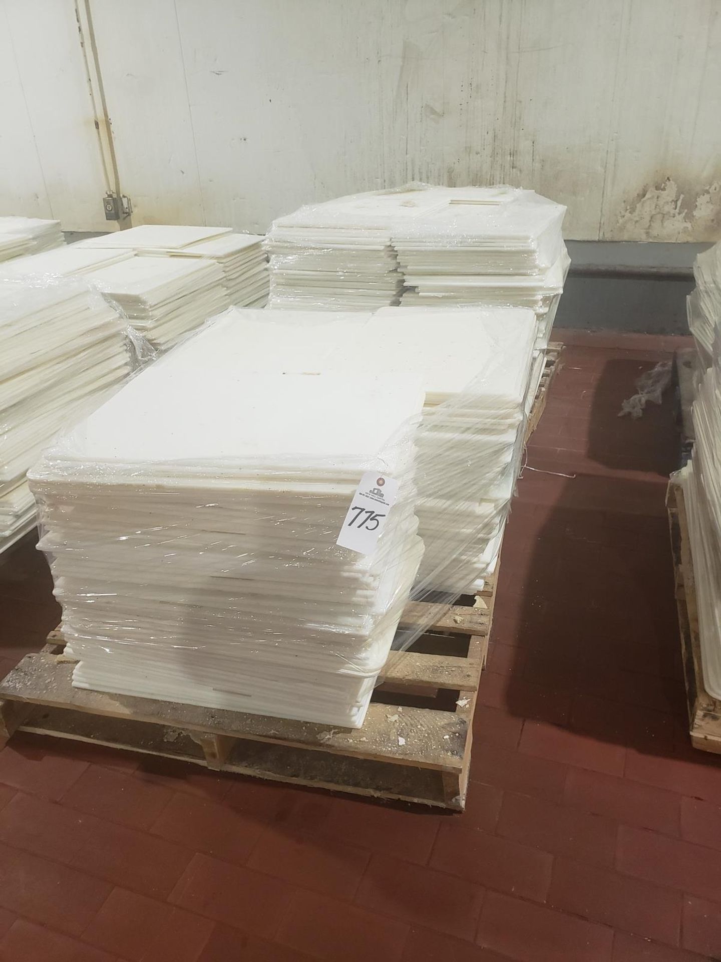 Lot of (2) Pallets Plastic Proofing Trays