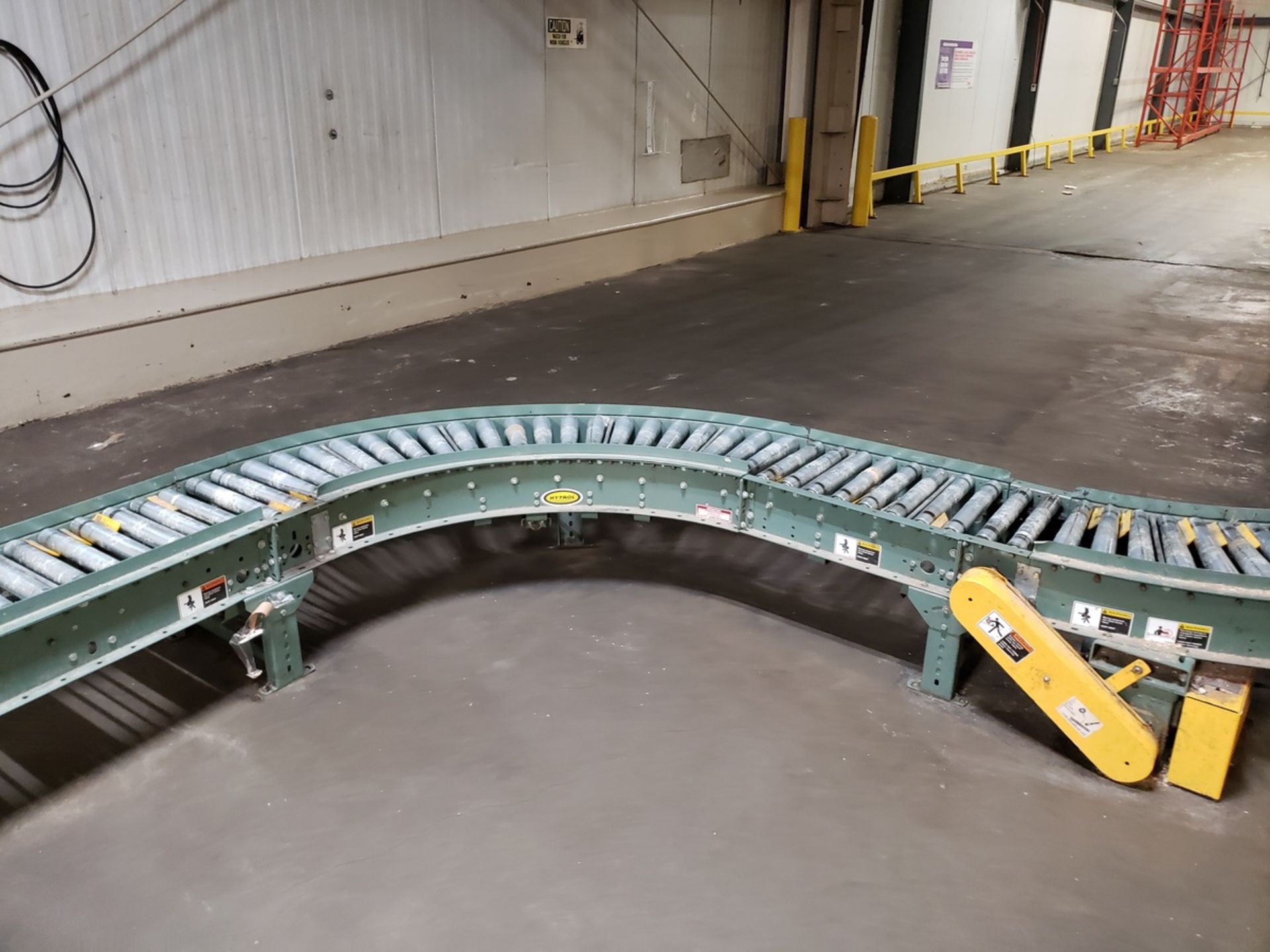 15" X 67' Power Roller Conveyor - Image 4 of 5