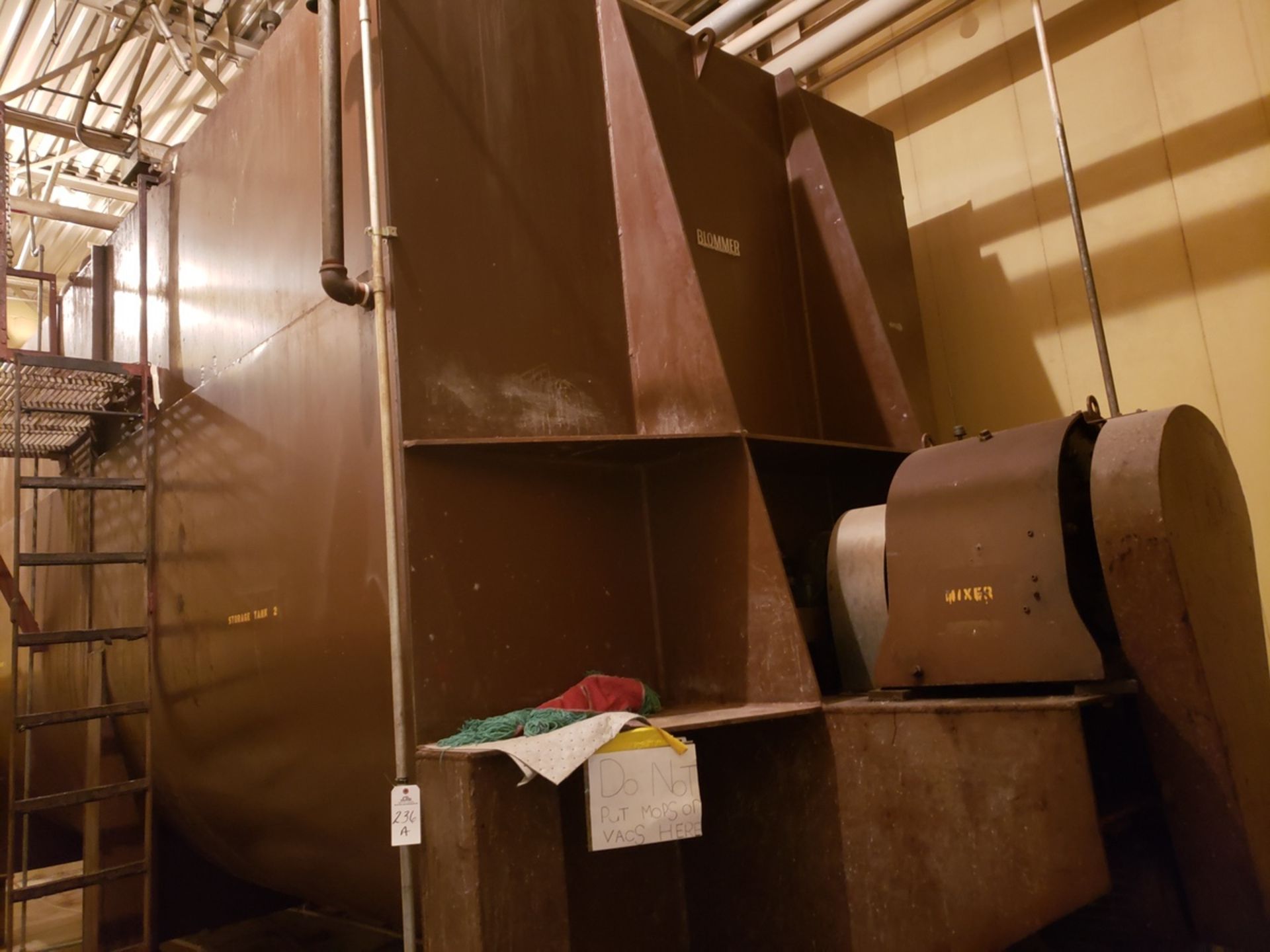 Blommer Chocolate Machinery 150,000# Chocolate Holding Tank, Dual Tank, Jacketed, W/ Agitator