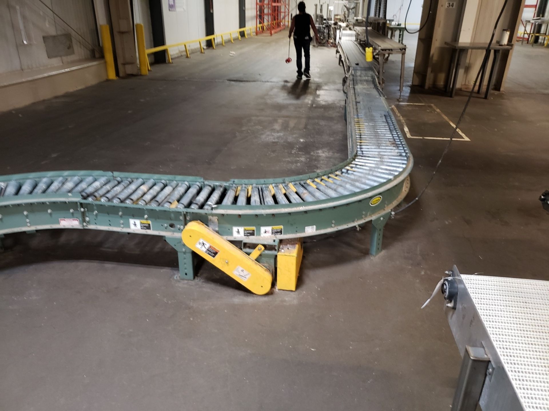 15" X 67' Power Roller Conveyor - Image 5 of 5