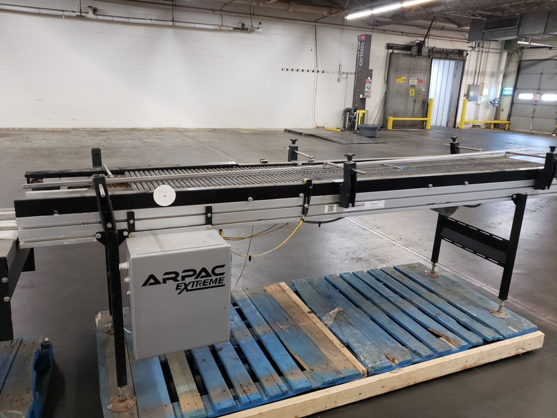 Arpac Extreme Horizontal Flow Wrapping System, M# XR-15-SBF, S/N 16195, W/ Heat Tunnel, M# XT-18, S/ - Image 6 of 7