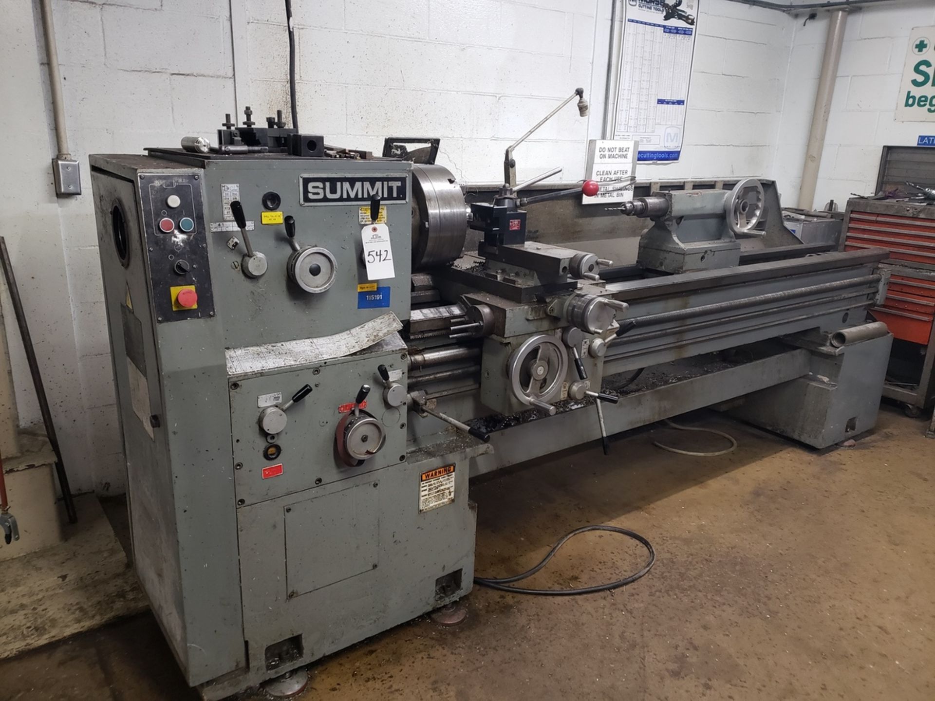 Summit Lathe, S/N 073478663