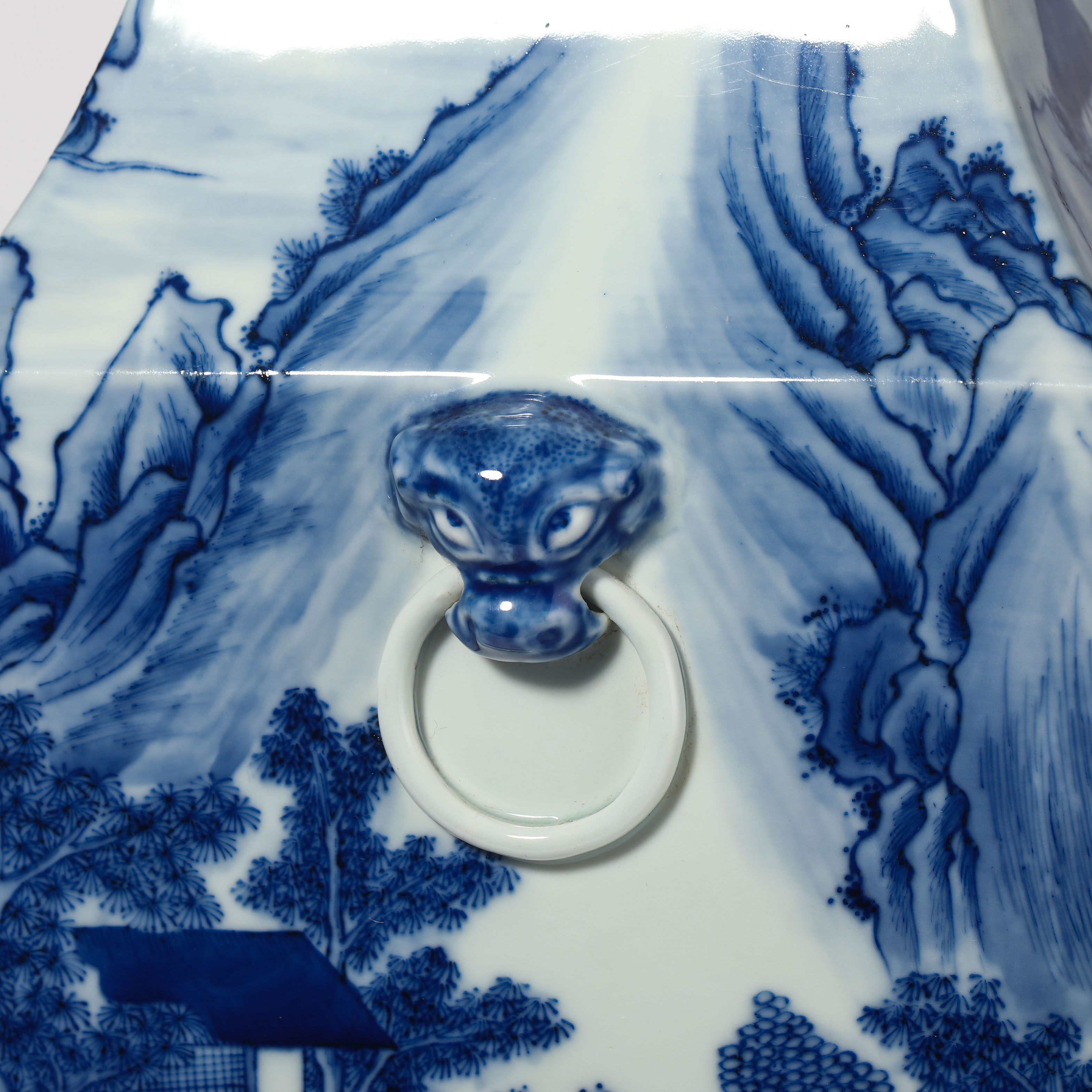 Qing dynasty blue and white ornamental vase - Image 4 of 12