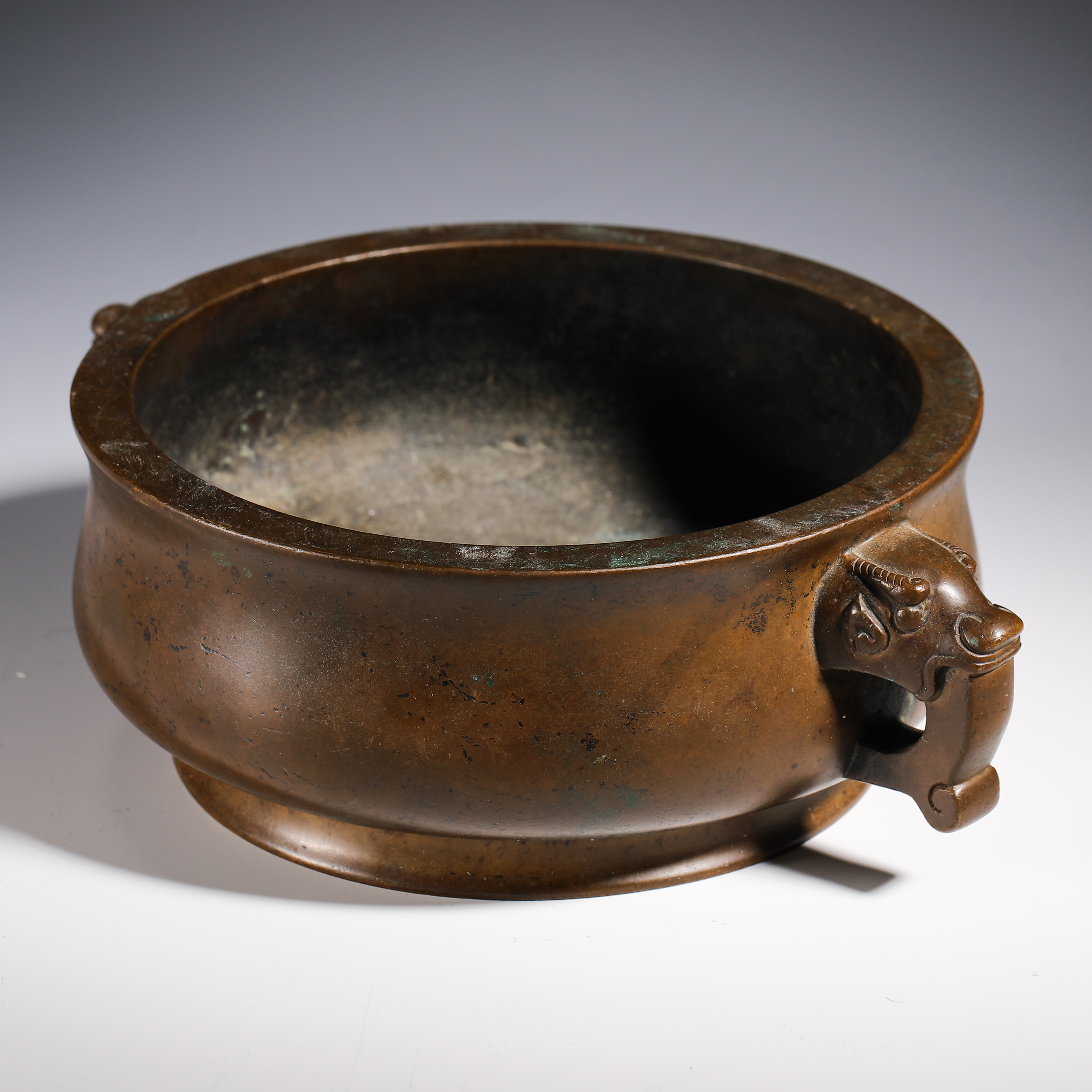 Qing dynasty Xuande incense burner - Image 4 of 9