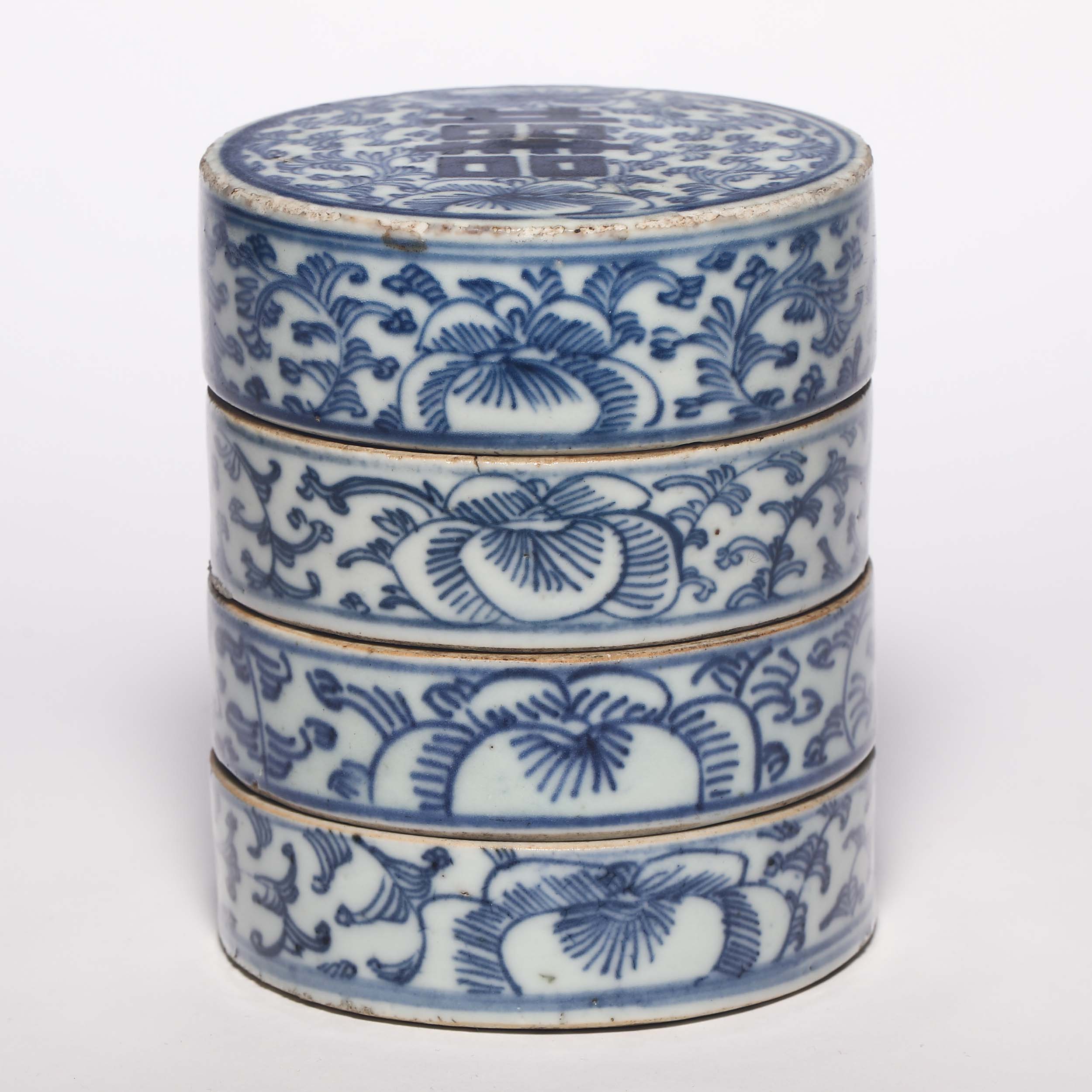 Qing dynasty blue and white joy word powder box