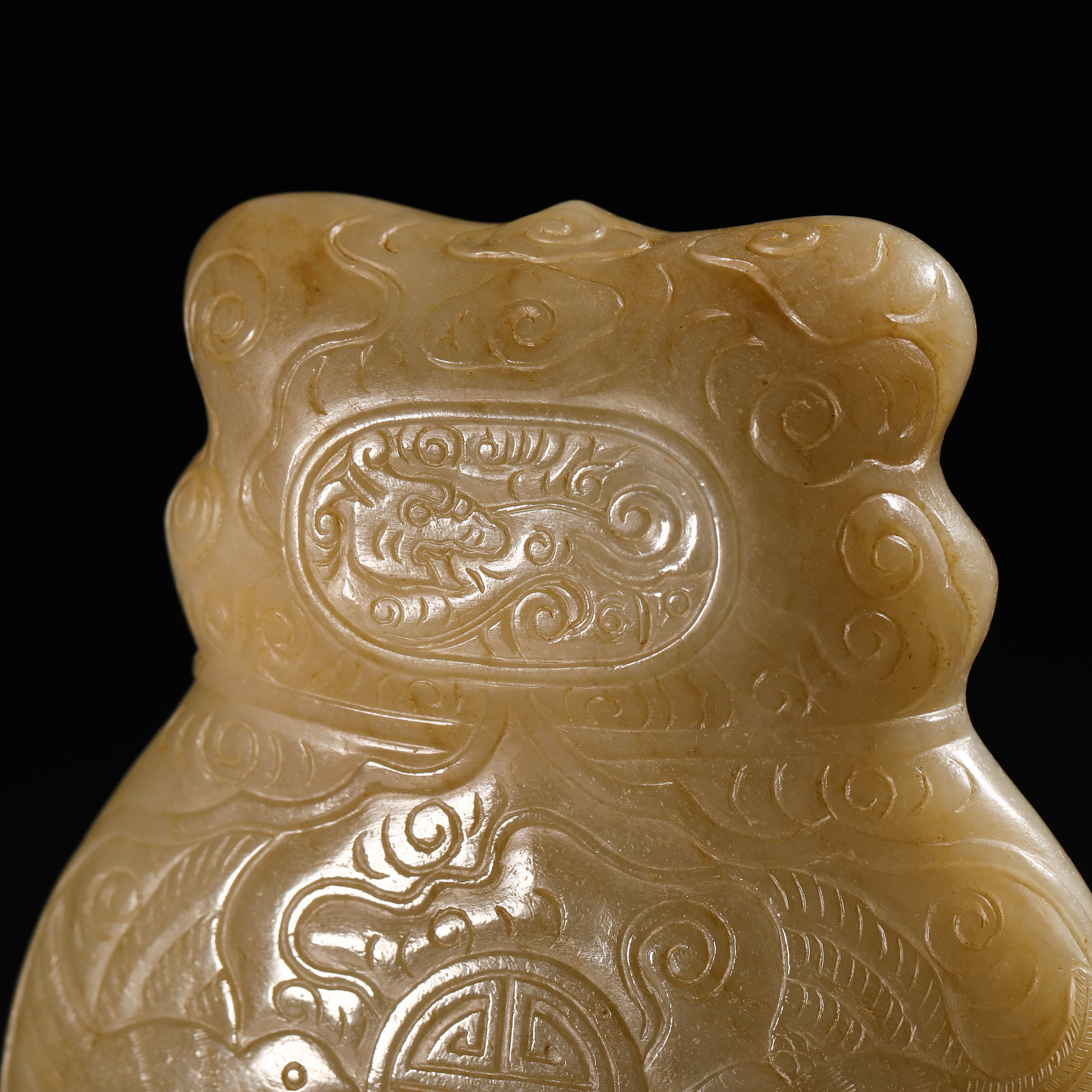 Qing dynasty Hetian jade belt ornaments - Image 2 of 8