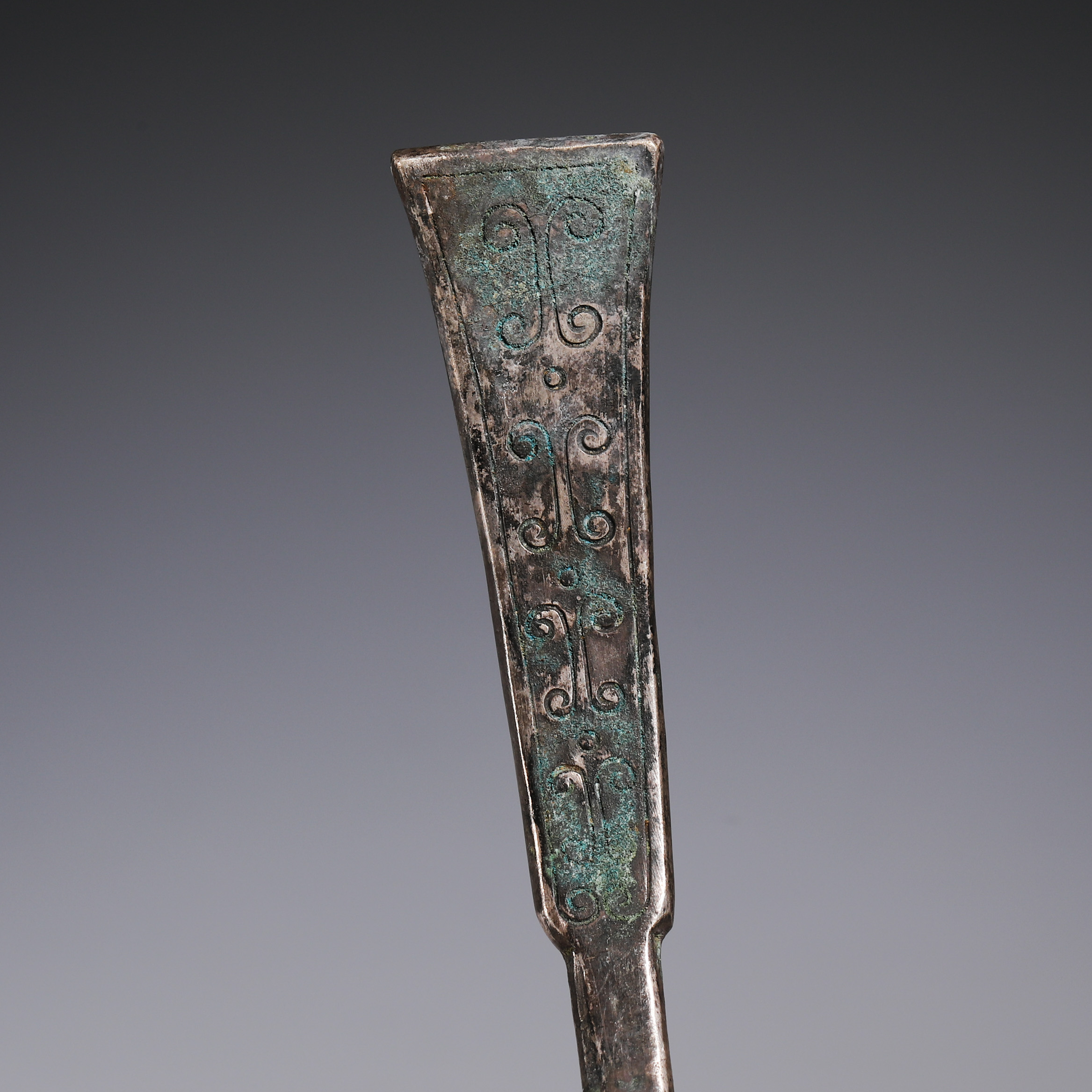 Han dynasty bronze wrong gold zun - Image 7 of 9