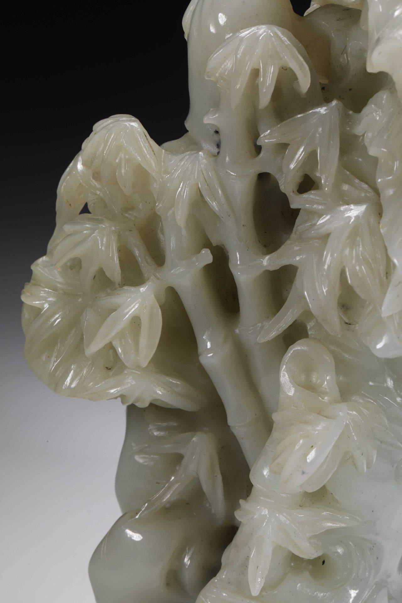 Hetian jade sent the son Guanyin Shanzi ornaments - Image 7 of 11