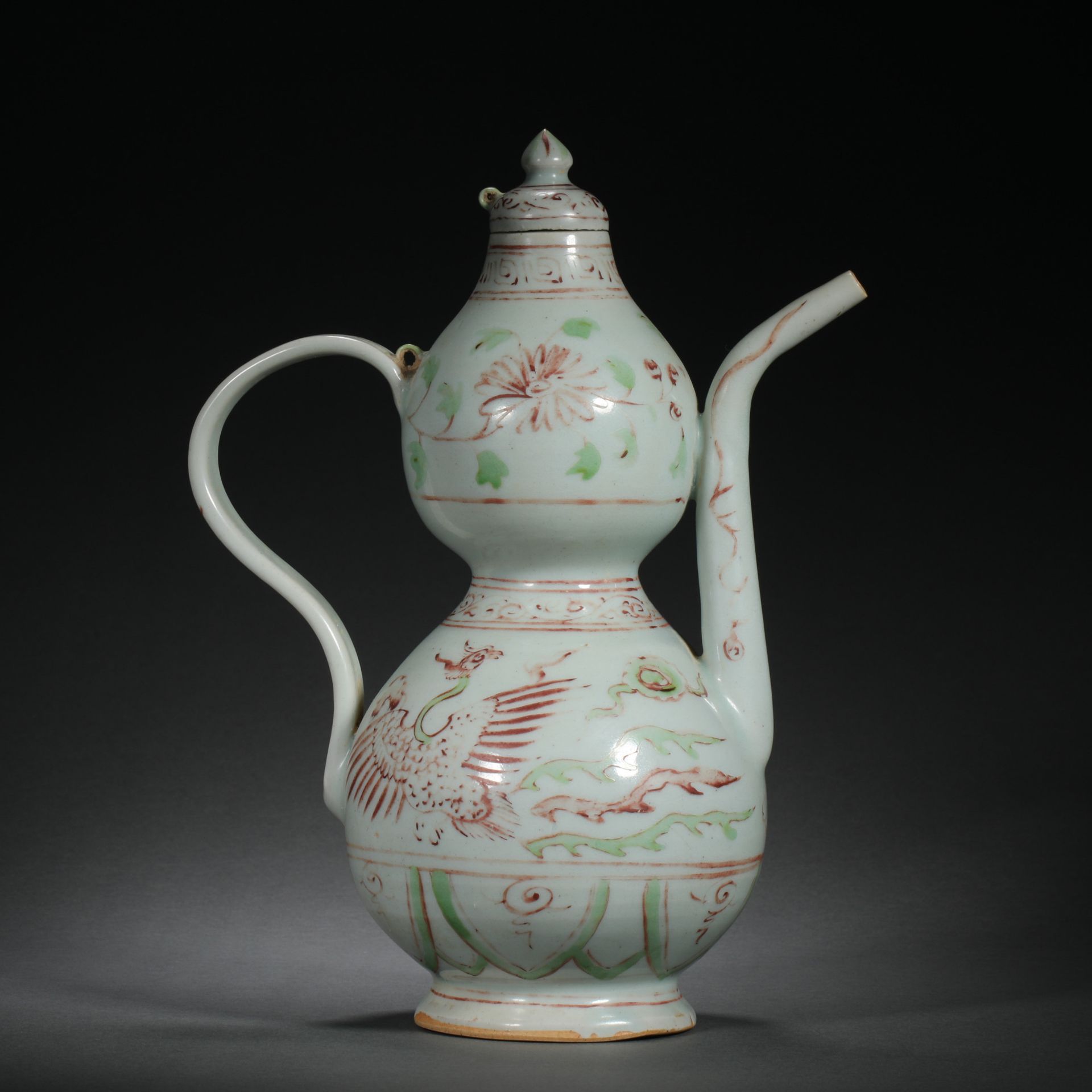 Ming dynasty multicolored gourd-type wine jug
