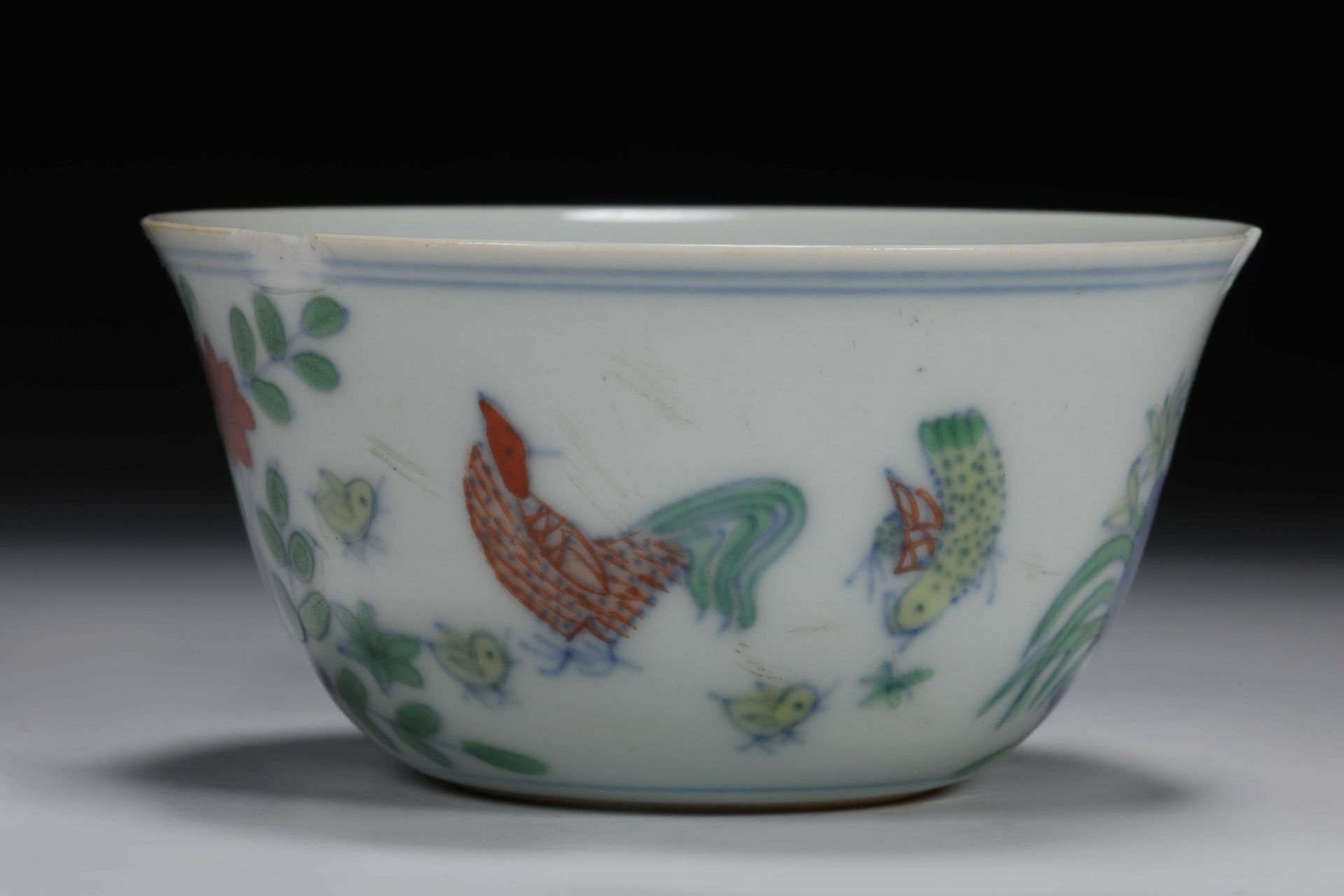 Doucai chicken cylinder cup - Image 3 of 8