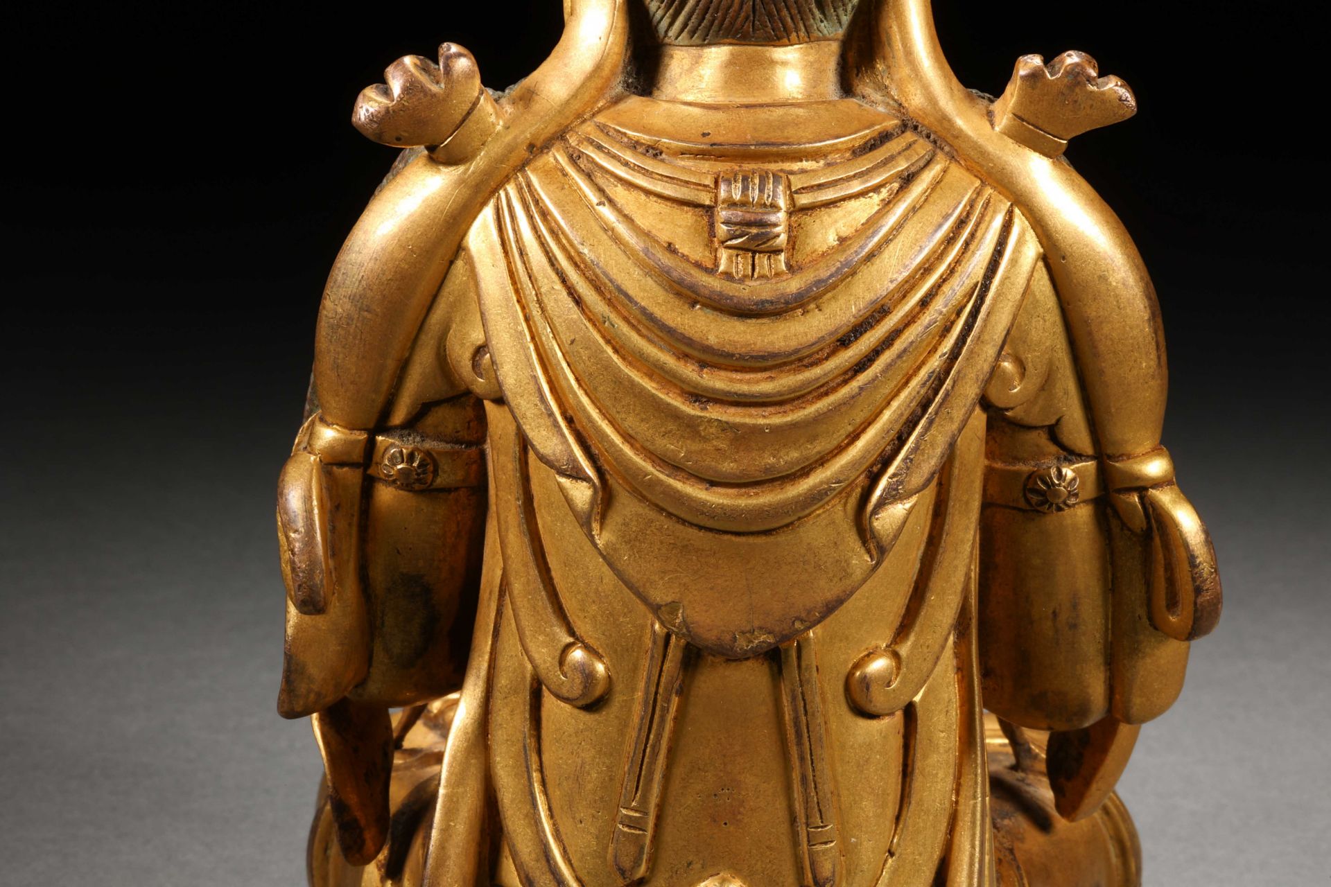 Ming dynasty bronze gilt Guanyin Buddha statue - Image 9 of 10