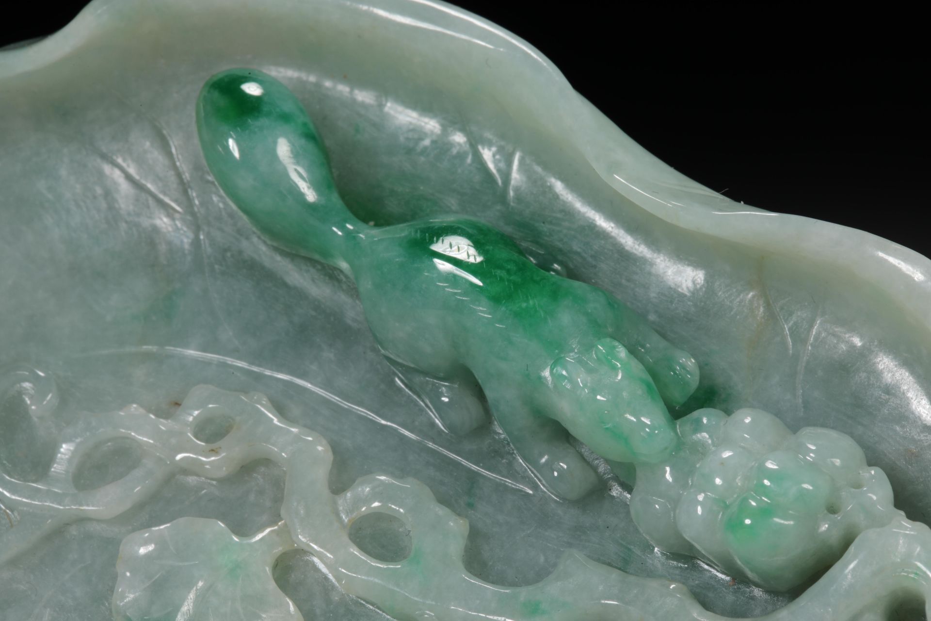 Qing dynasty jadeite pen wash - Image 3 of 10