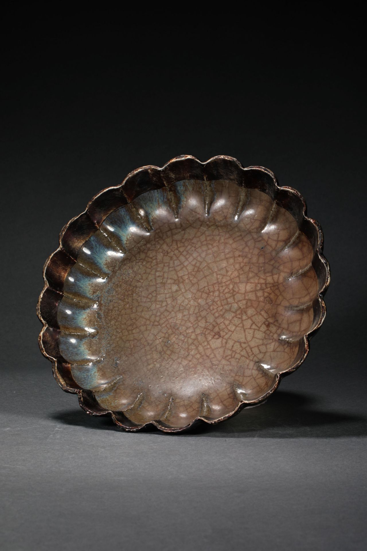 Song dynasty melon ridge shaped plate - Bild 3 aus 6