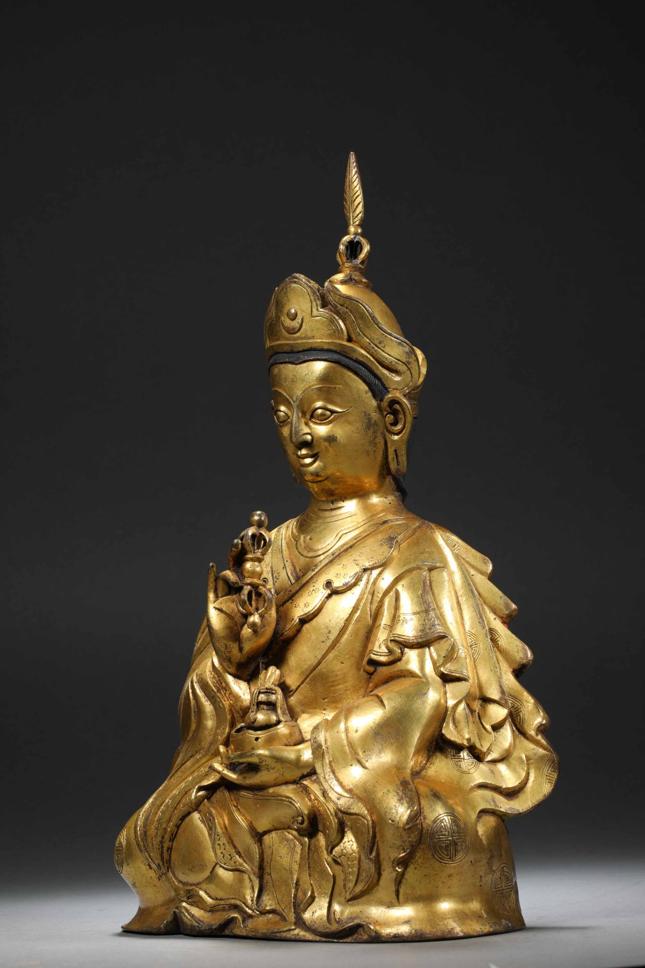 Ming dynasty bronze gilt lotus statue of Buddha - Image 3 of 15