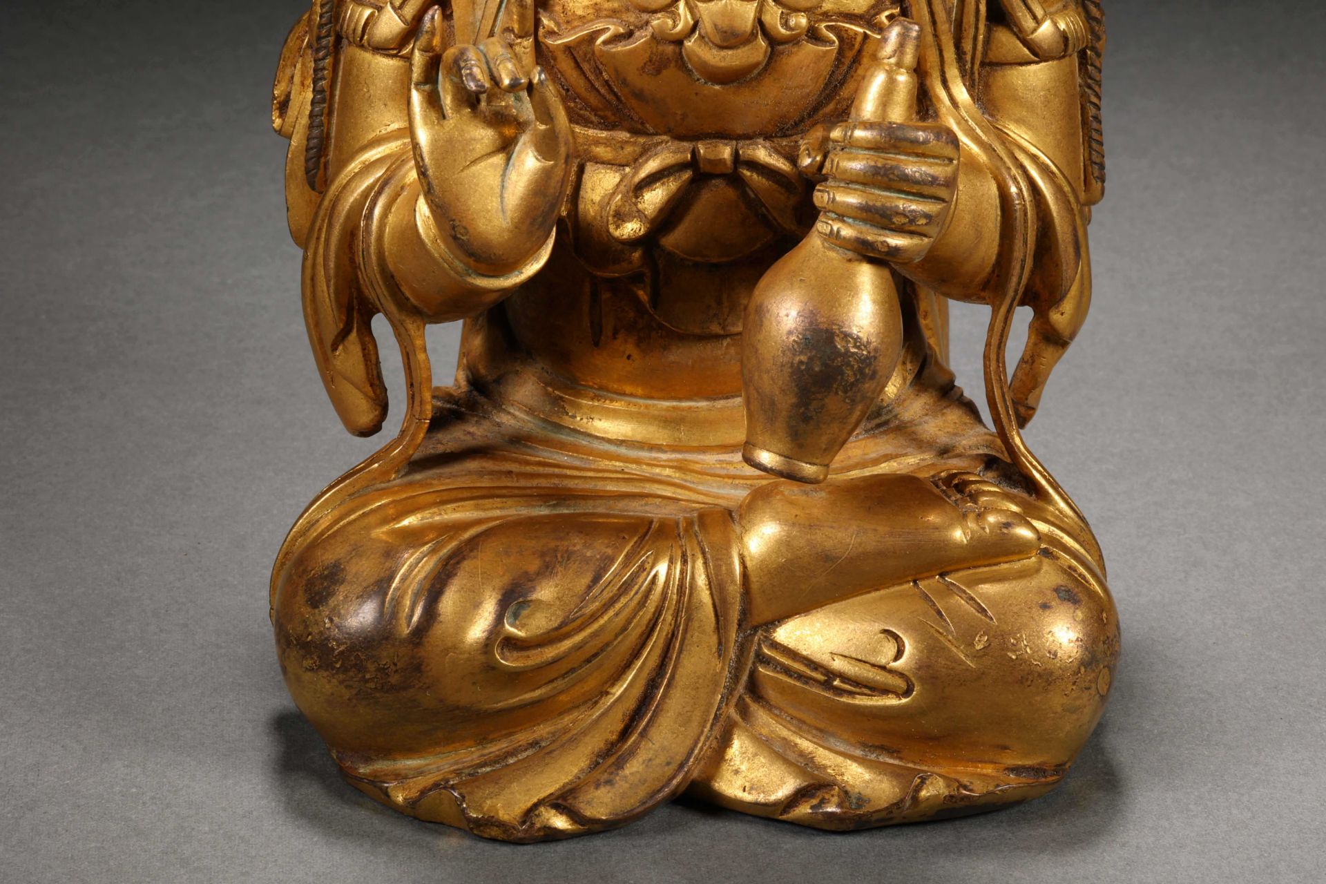 Ming dynasty bronze gilt Guanyin Buddha statue - Image 6 of 10