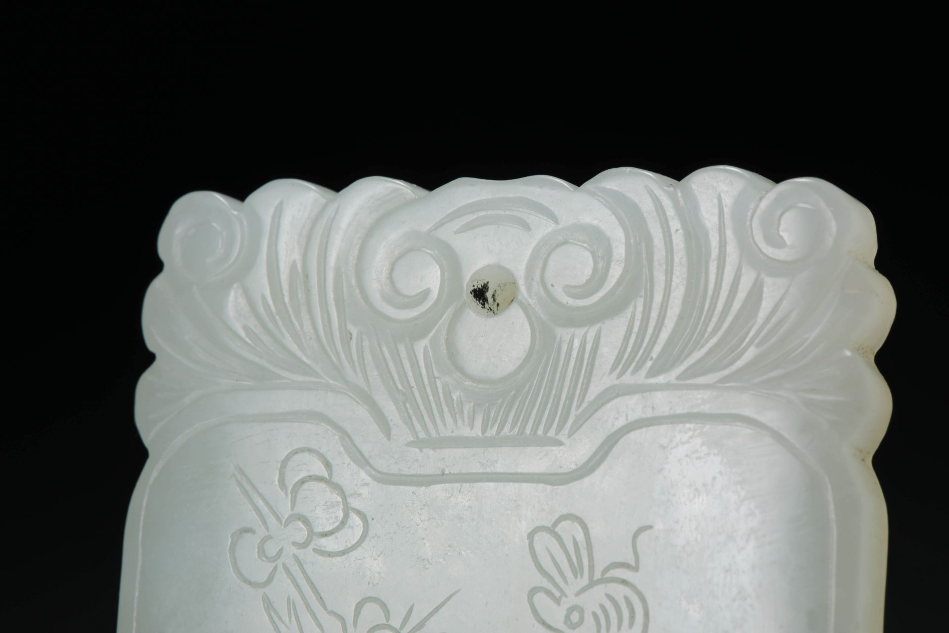 Qing dynasty Hetian jade  pendant - Image 2 of 6