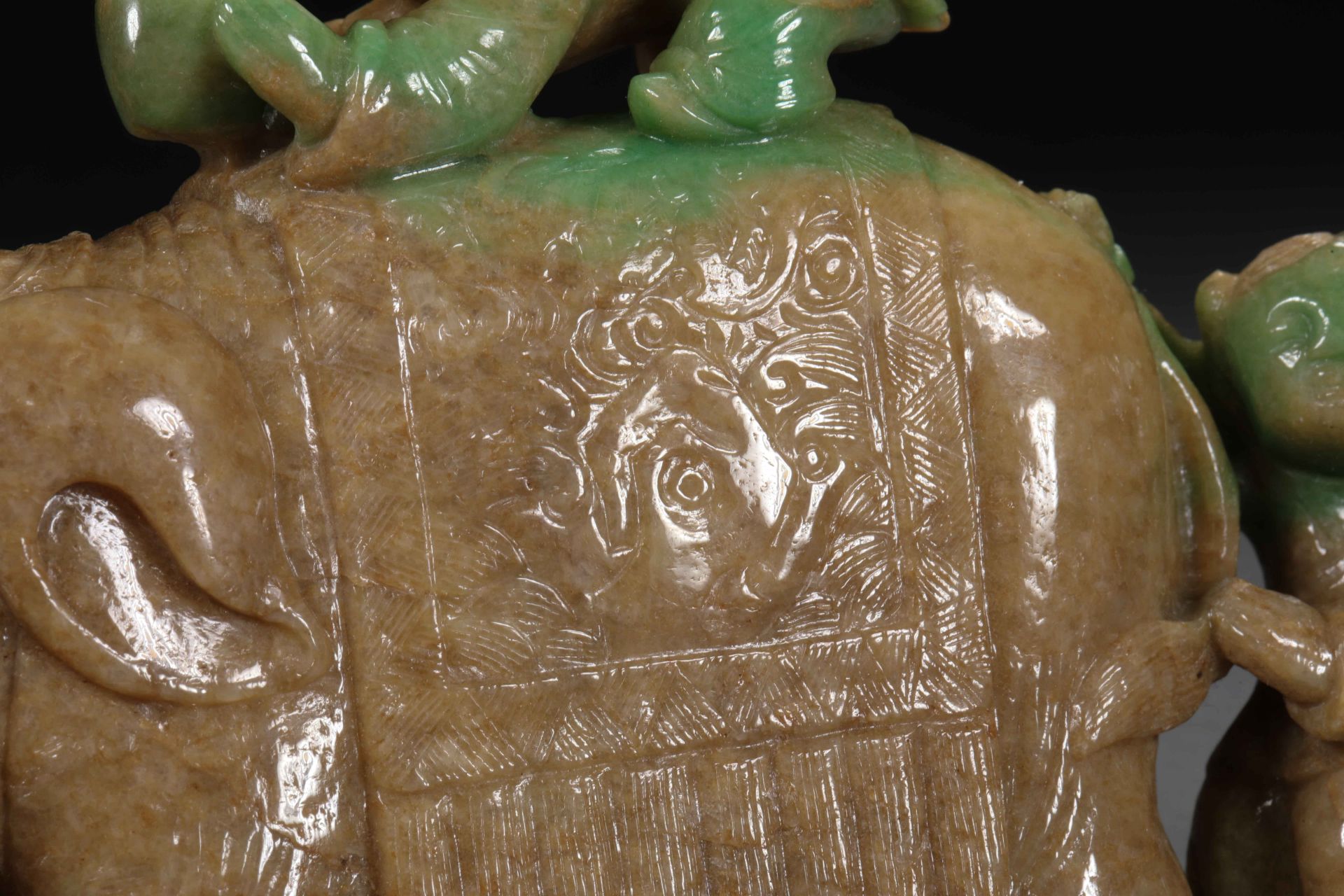 Natural jadeite sealing homage ornaments - Image 6 of 10