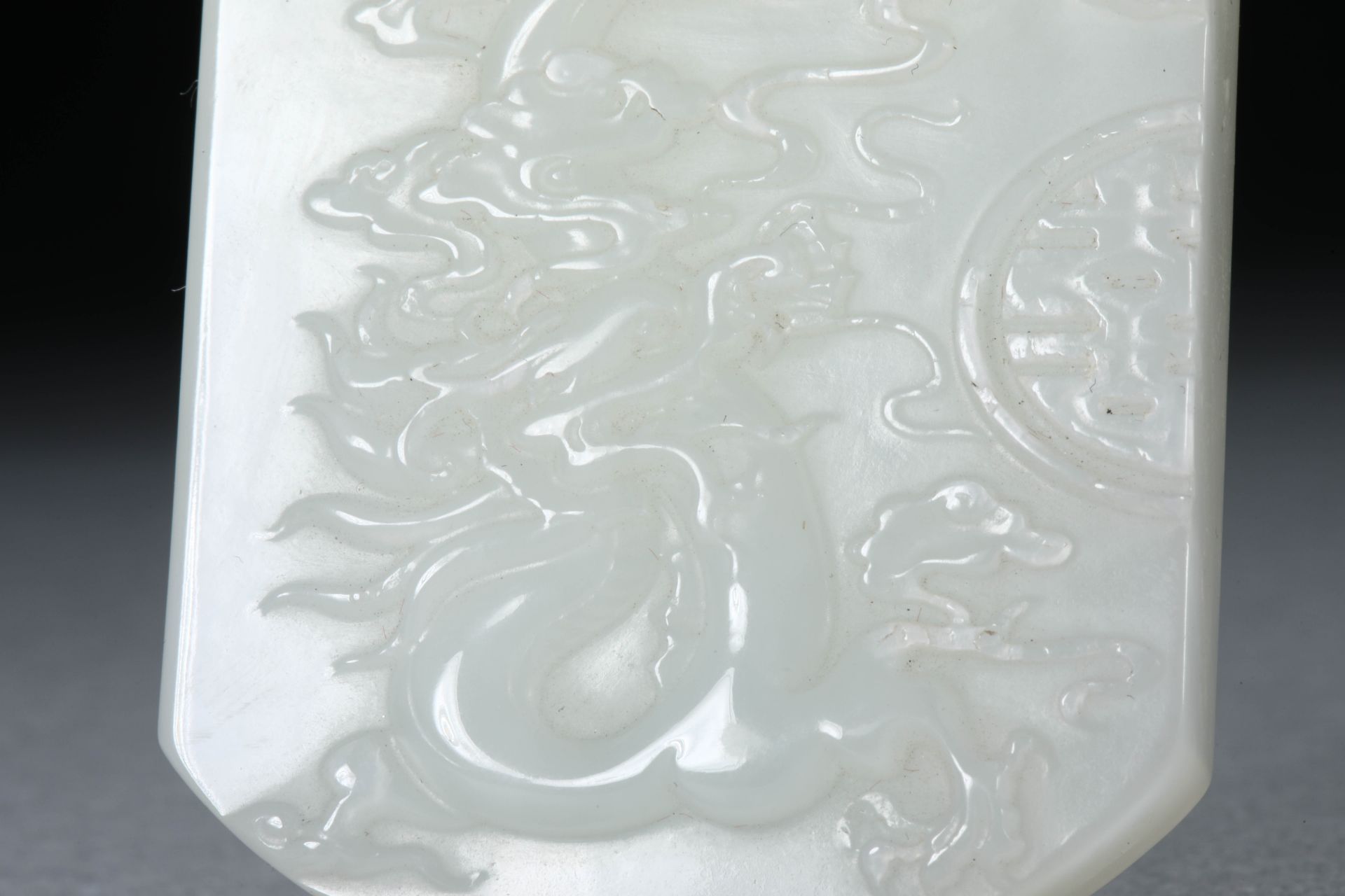 Hetian jade carved dragon card - Image 3 of 5