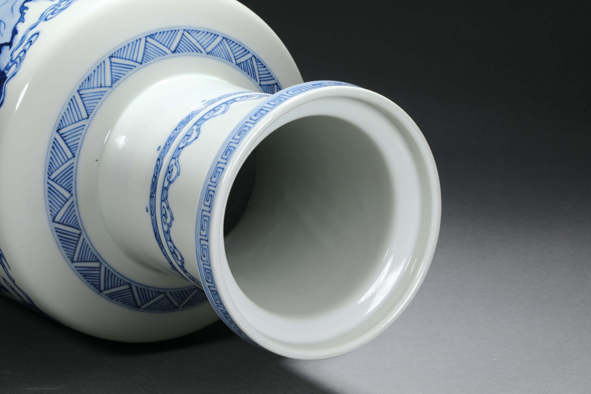 Kangxi inscription blue and white porcelain figure ornamental vase - Image 7 of 9