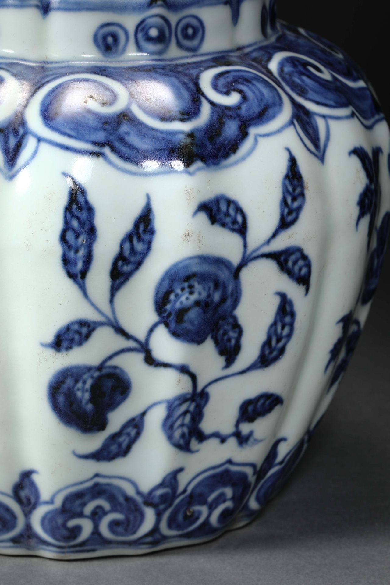 Xuande inscription blue and white porcelain jar - Image 6 of 9