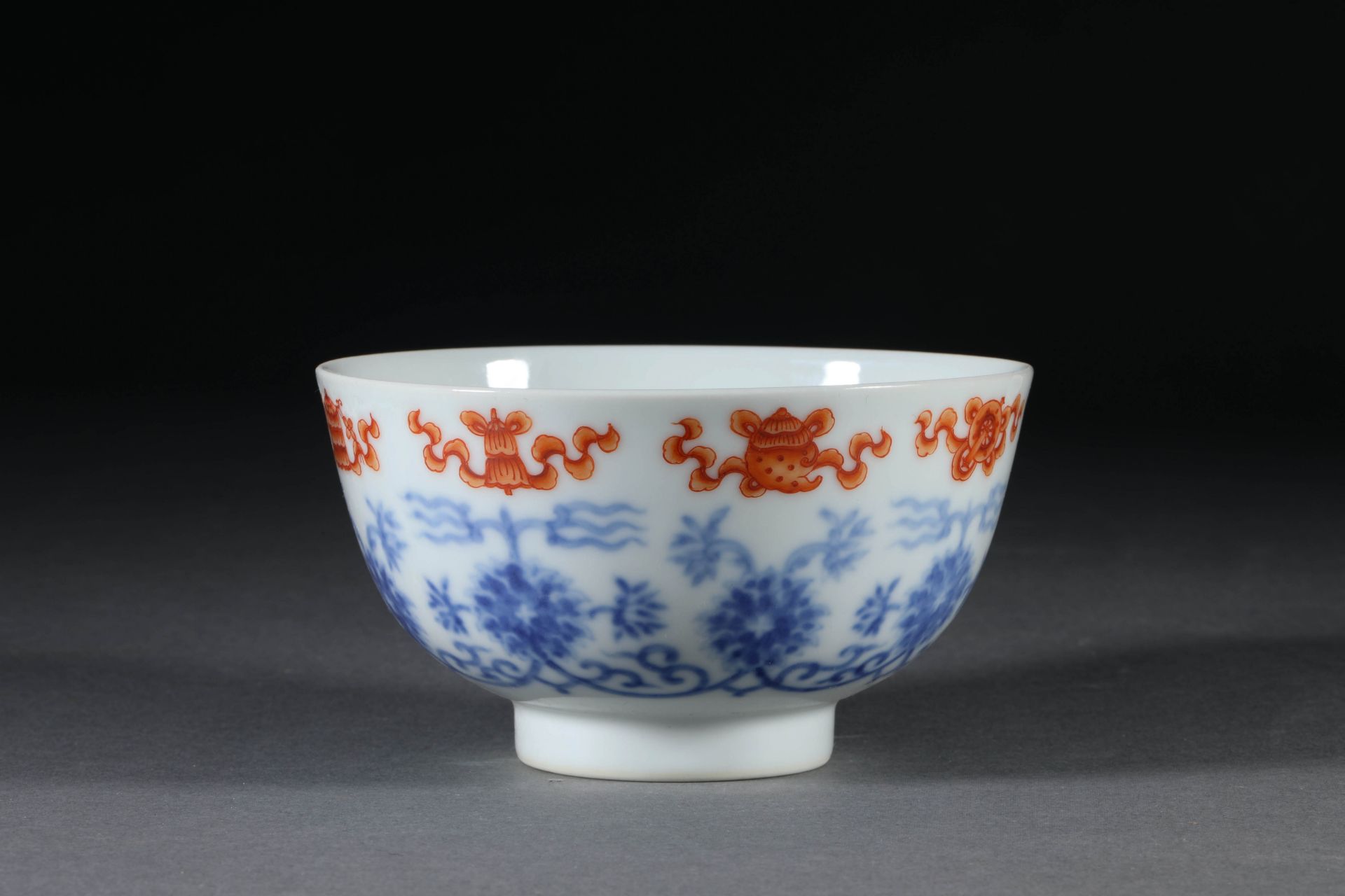 Xuantong inscription blue and white porcelain red eight treasure bowl - Bild 3 aus 10