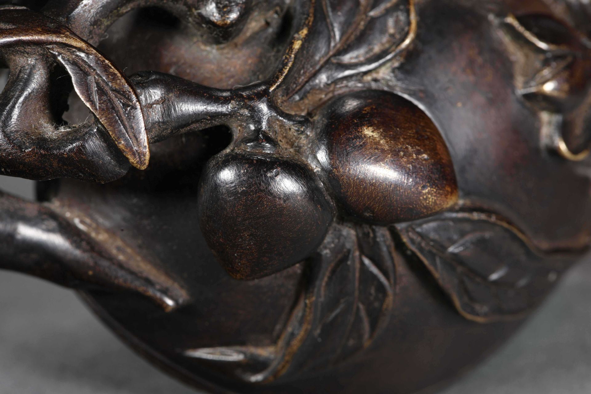 19th century copper peach-shaped water vessel - Image 7 of 11