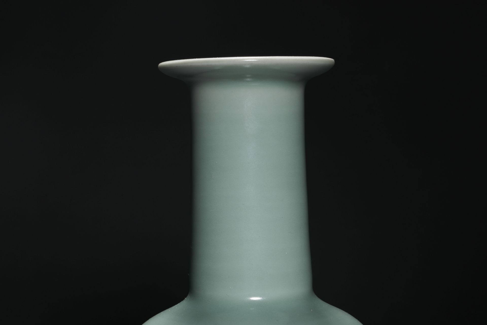 Longquan kiln ornamental bottle - Image 3 of 8