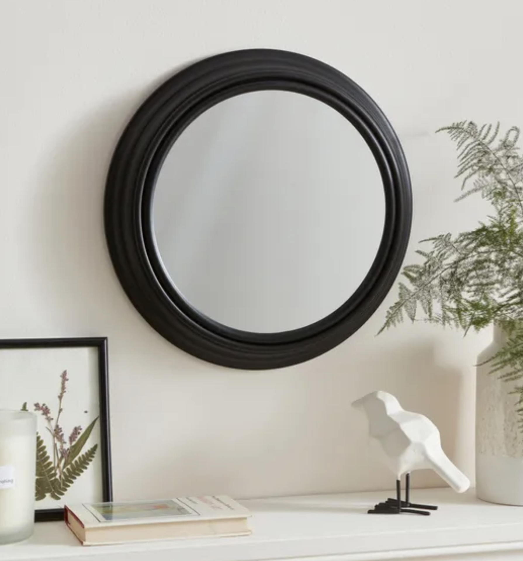Black Round 30cm Mirror - Brand New - A contemporary and timeless circular mirror