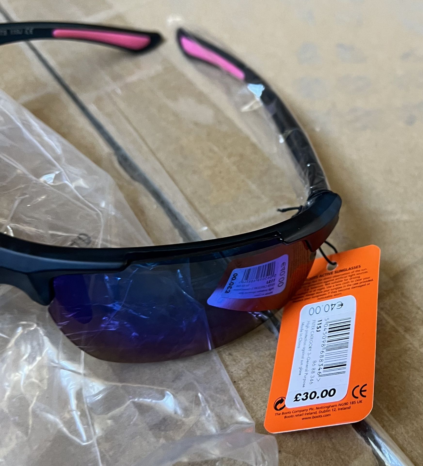 40 x Boots Active Sports Styled Sunglasses 100% UVA - (NEW) - BOOTS RRP £1,000 ! - Image 2 of 3
