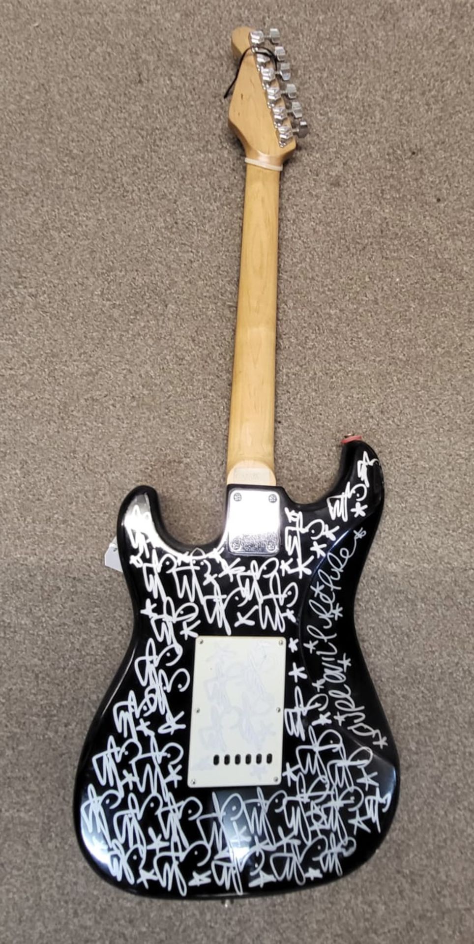 Simply Incredible ONE OFF MULTI-SIGNED Fender Style Guitar by PURE EVIL with COA - Image 2 of 4