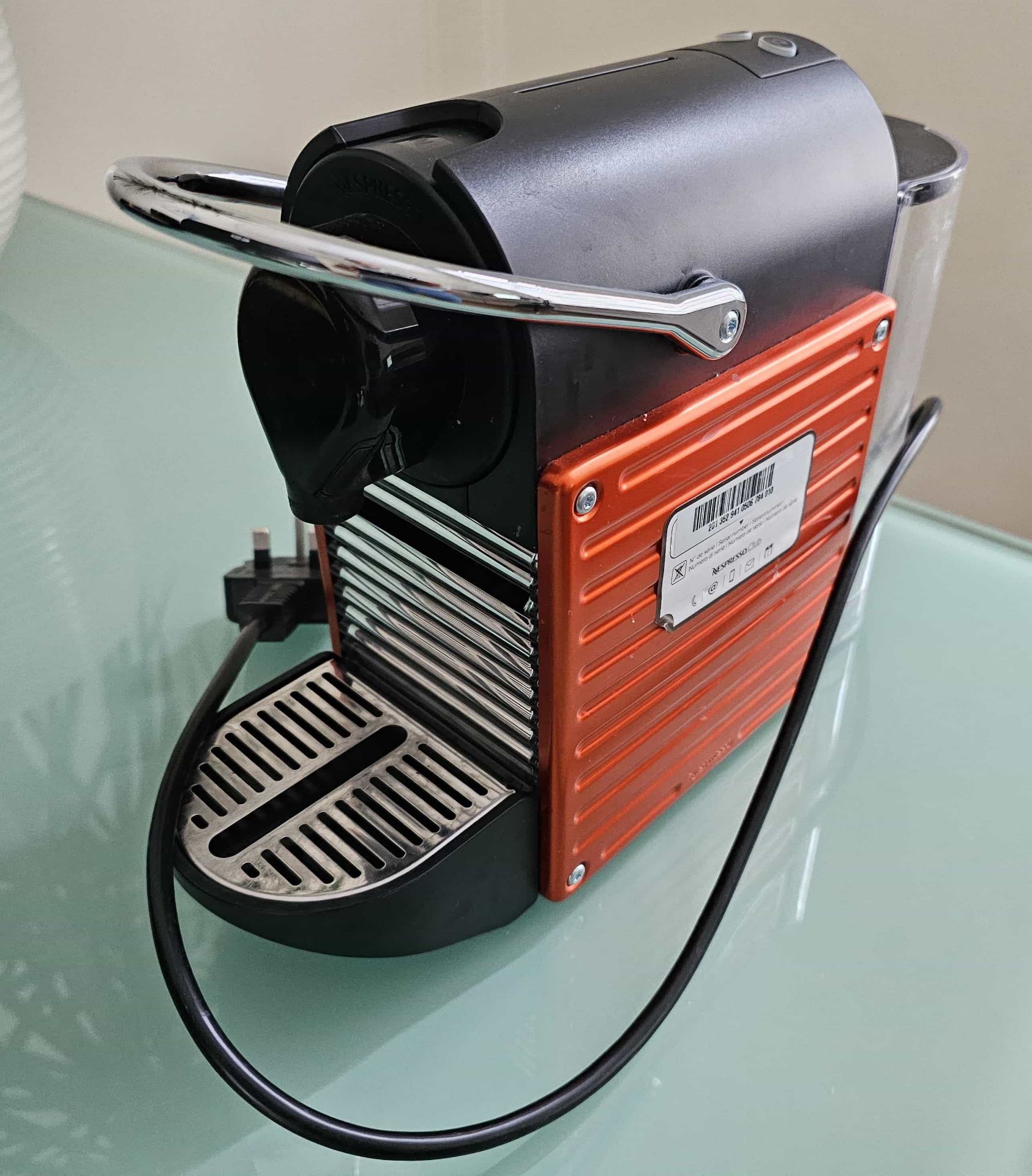 Nespresso C61 Pixie Coffee Machine in Electric Red - NO VAT !