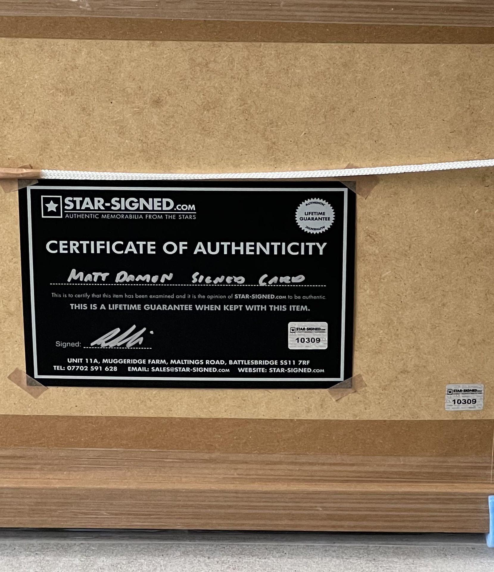 BOURNE ULTIMATUM MOVIE PRESENTATION, HAND SIGNED BY â€˜MATT DAMONâ€™ WITH COA - NO VAT! - Image 5 of 5