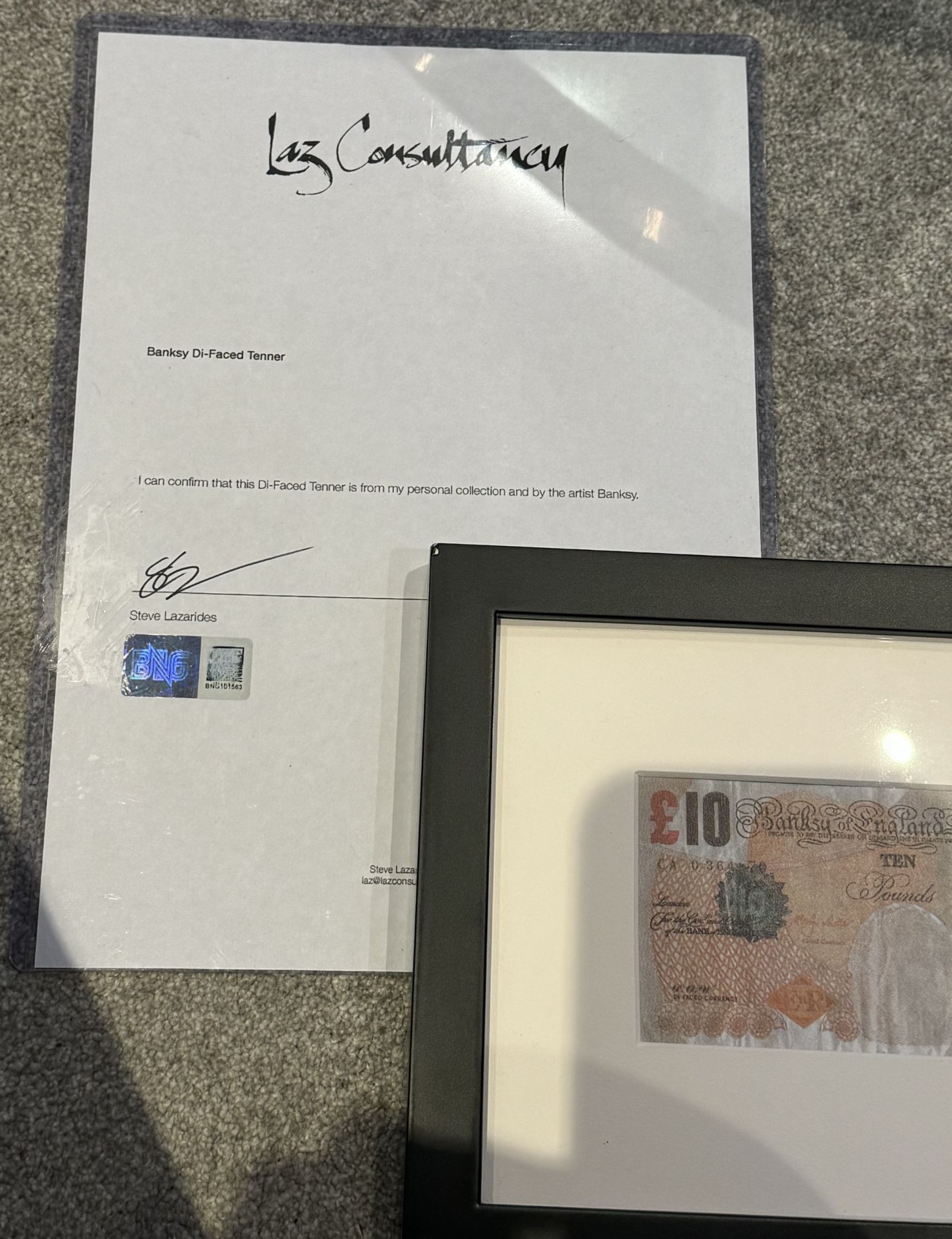 AUTHENTIC BANKSY DI-FACED TENNER WITH LAZ QR CERTIFICATION - NO VAT! - Image 2 of 6