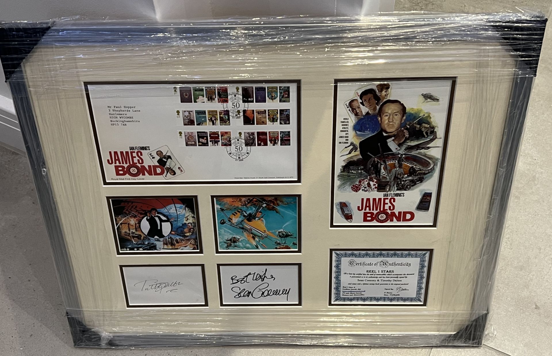 HAND SIGNED JAMES BOND PRESENTATION BY â€˜SEAN CONNERYâ€™ & â€˜TIMOTHY DALTONâ€™ WITH COA - NO VAT!