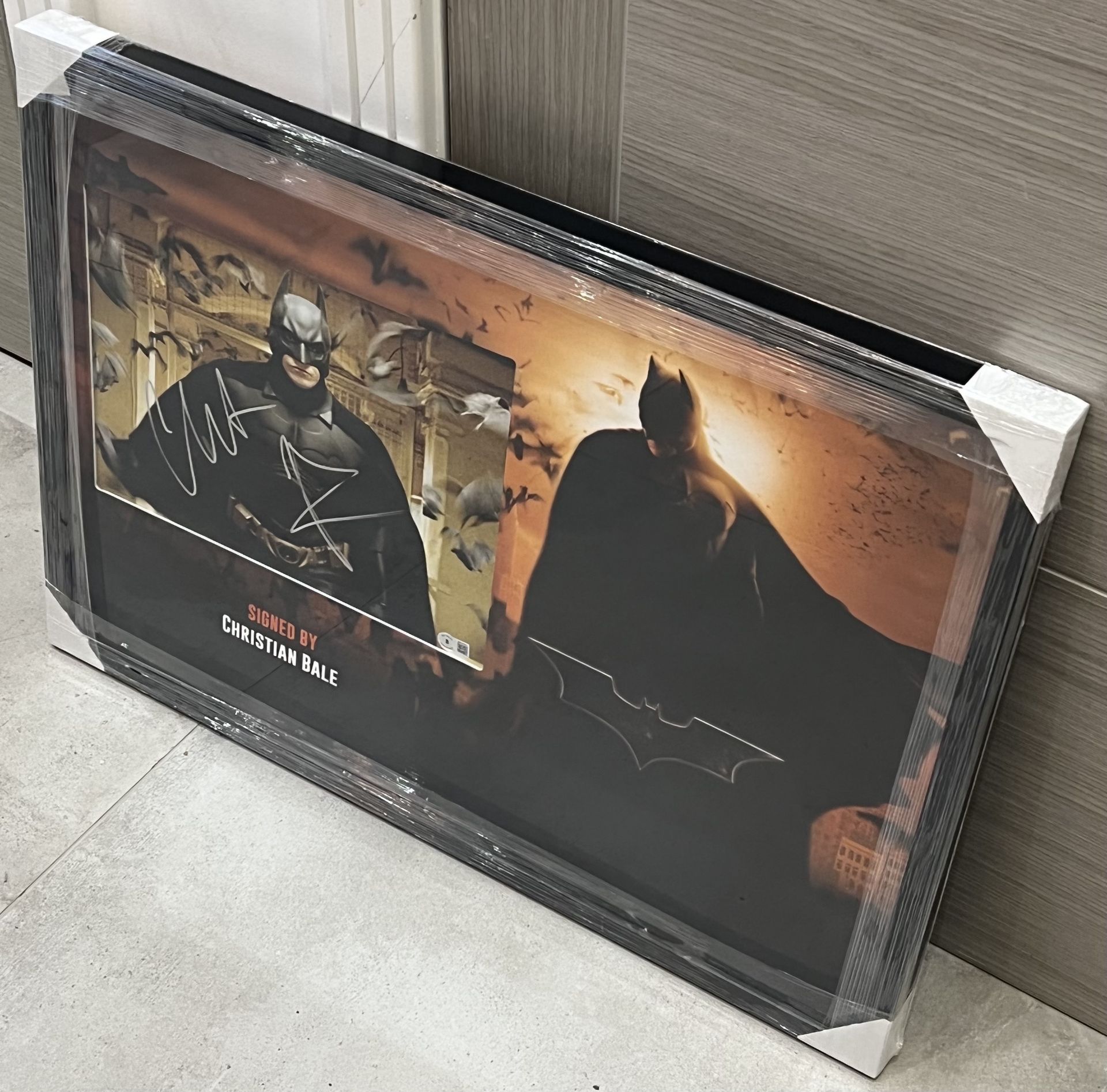 BATMAN PRESENTATION, HAND SIGNED BY â€˜CHRISTIAN BALEâ€™ WITH COA - NO VAT! - Image 3 of 5