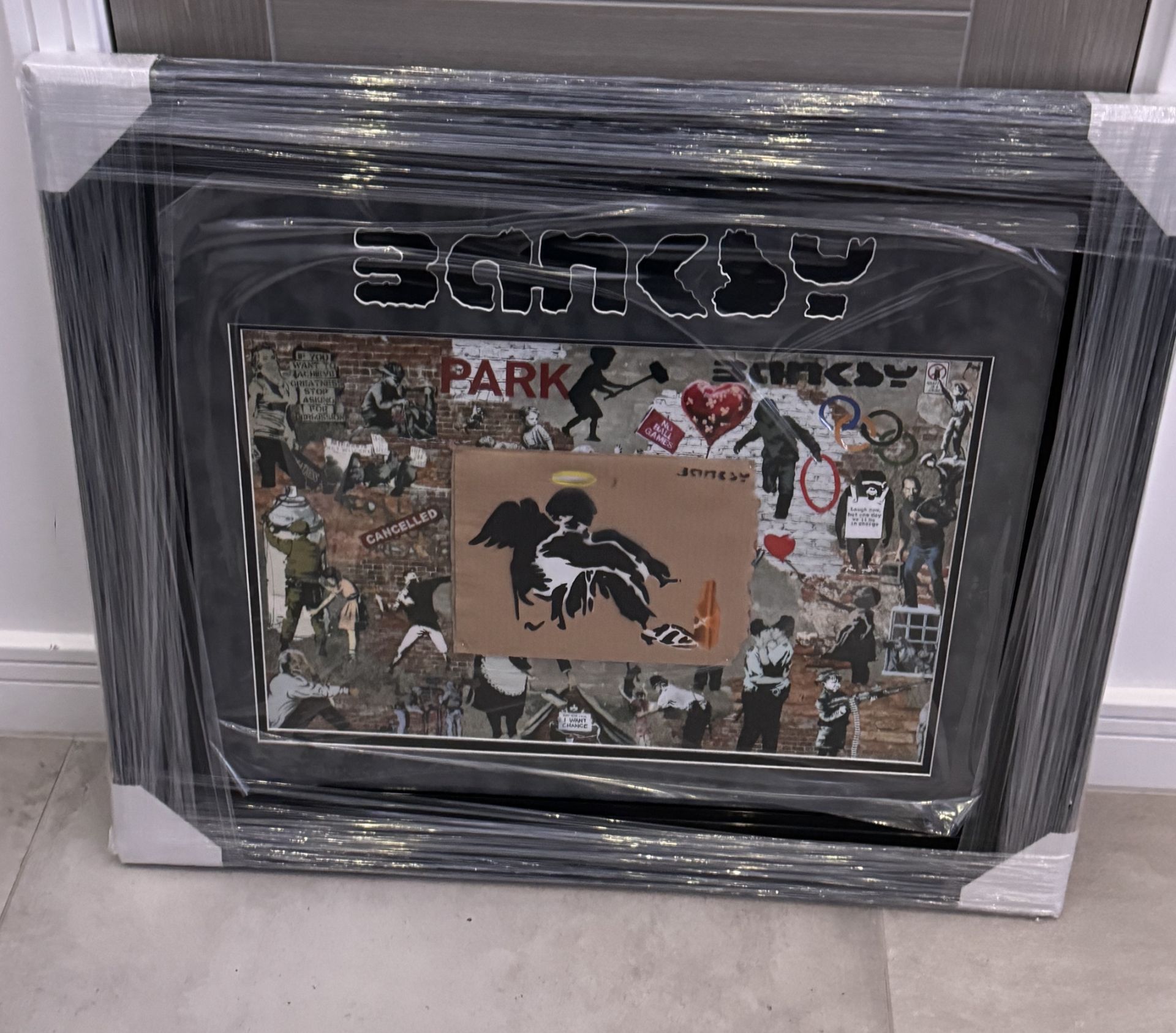 BANKSY SIGNED VELVET FRAMED â€˜ANGEL' ART PIECE WITH COA - NO VAT! - Image 2 of 9