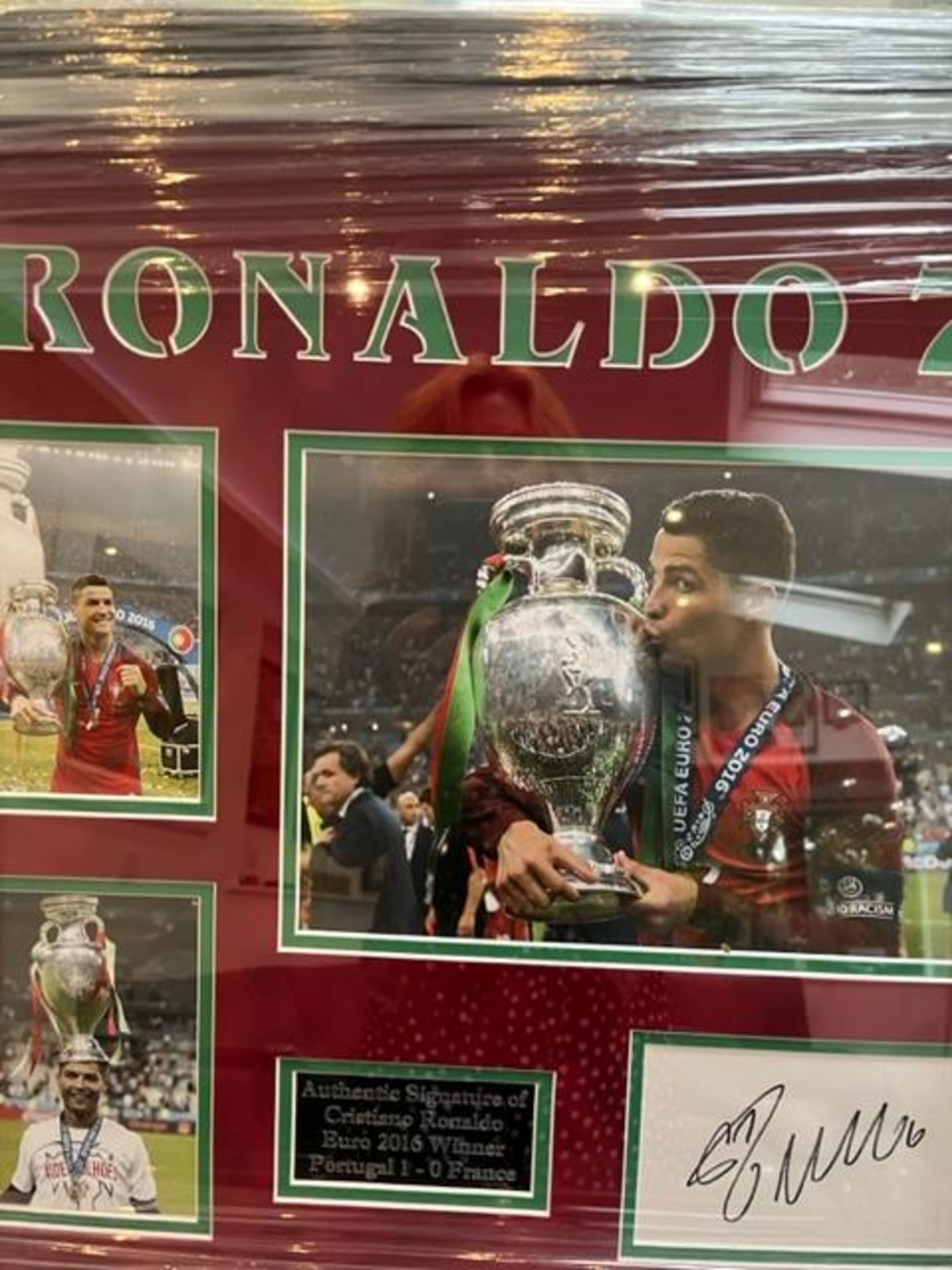 PORTUGAL PRESENTATION, HAND SIGNED BY â€˜CRISTIANO RONALDOâ€™ WITH COA - NO VAT! - Image 2 of 6