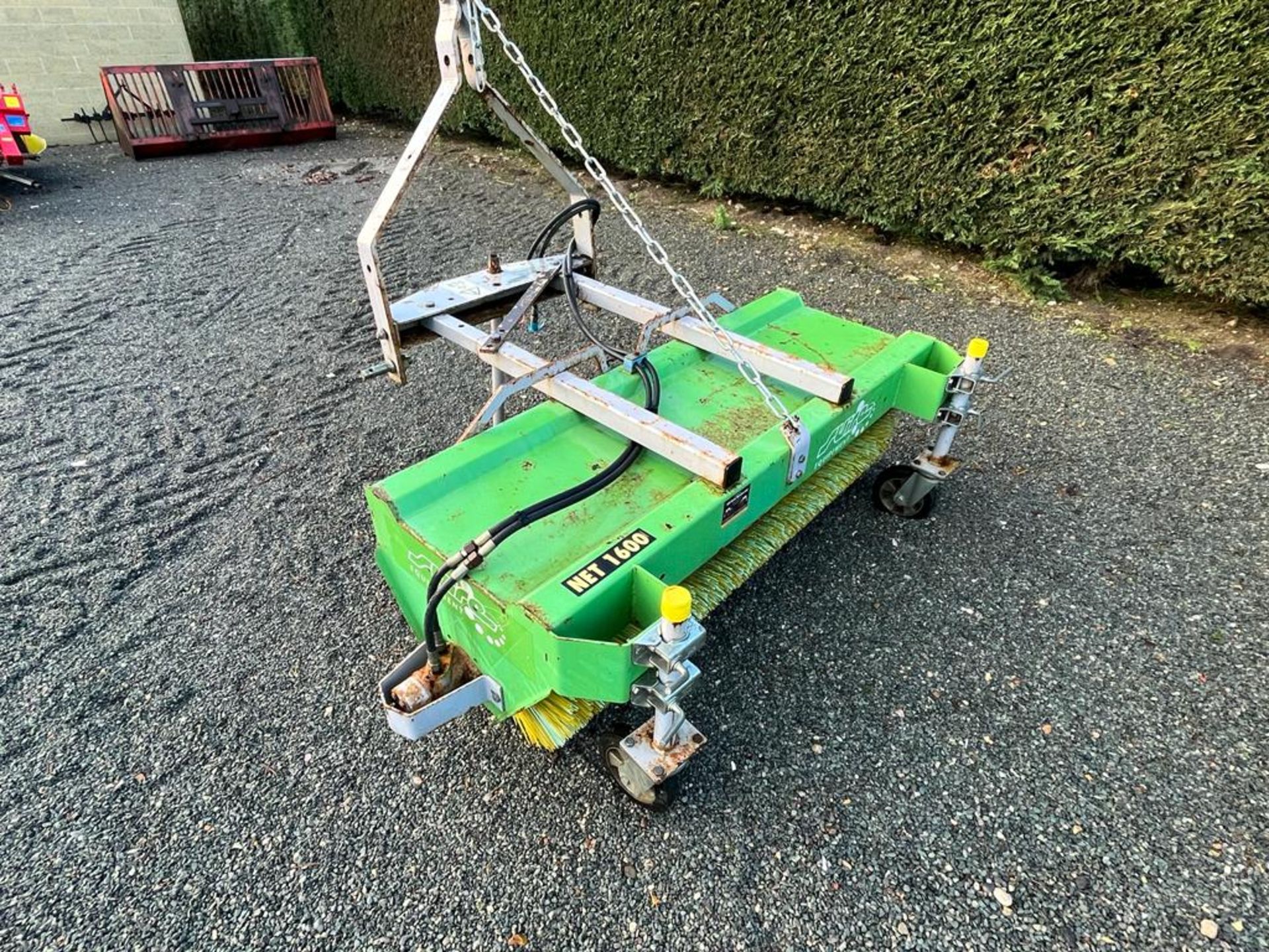 Tractor mounted hydraulic sweeper brushVAT on hammer price