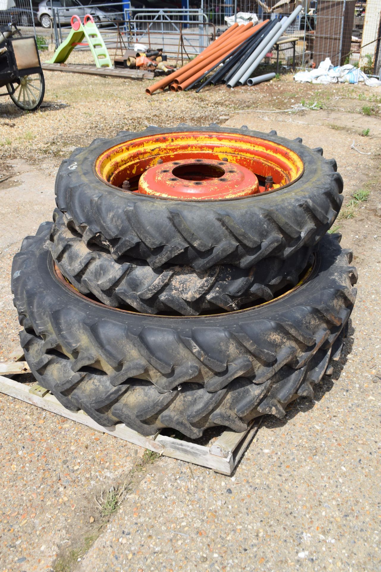 4 crop row rims with tyres (front & back) - Image 2 of 3