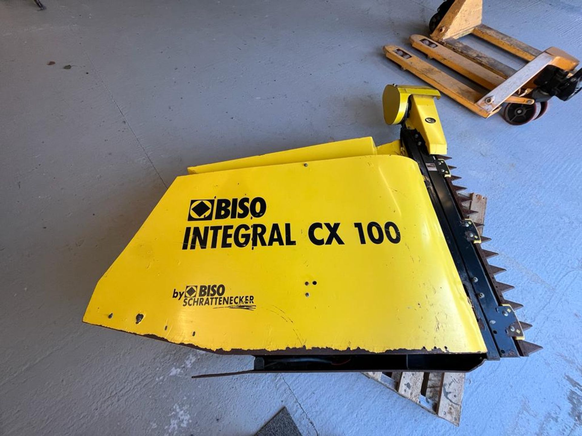 BISO integral cx 100 combine side knifeVAT on hammer price - Image 2 of 4