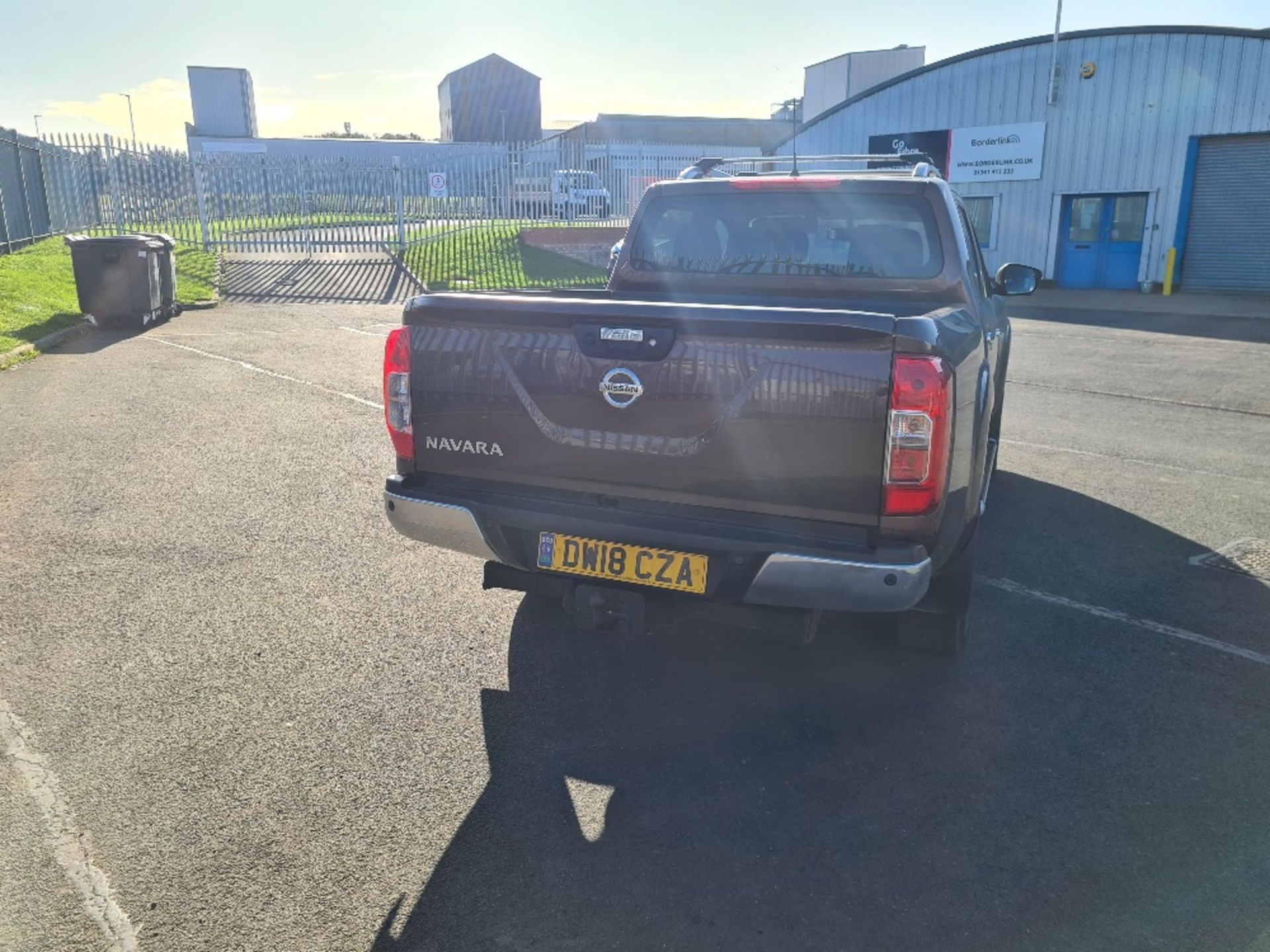 2018 Nissan Navara Tekna DCI Auto Pick Up. Double Cab, Bronze, 29k miles, 2298cc, MOT til Jan 24. - Image 5 of 14